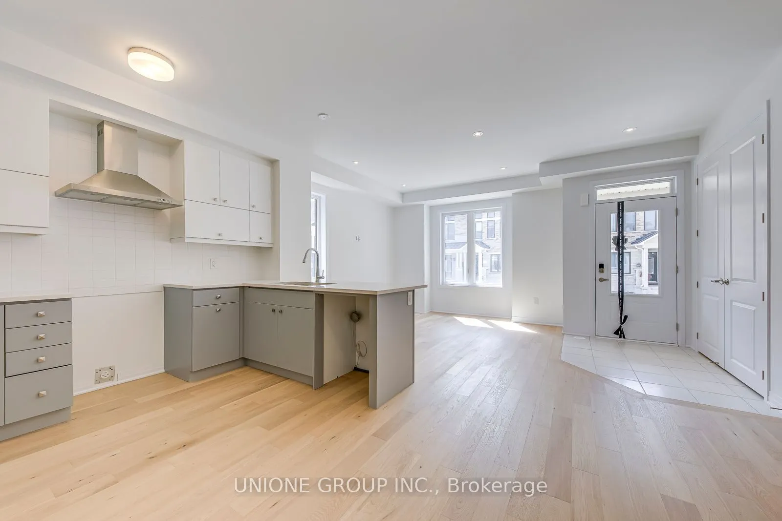 3253 Crystal Drive