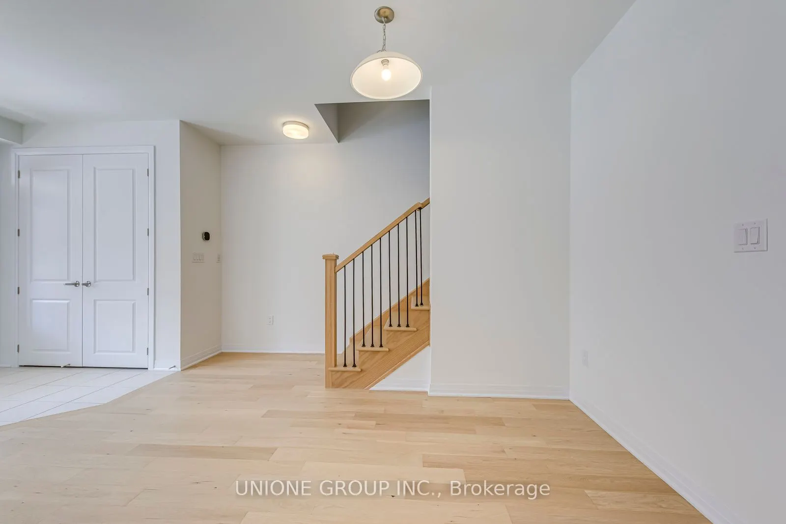3253 Crystal Drive