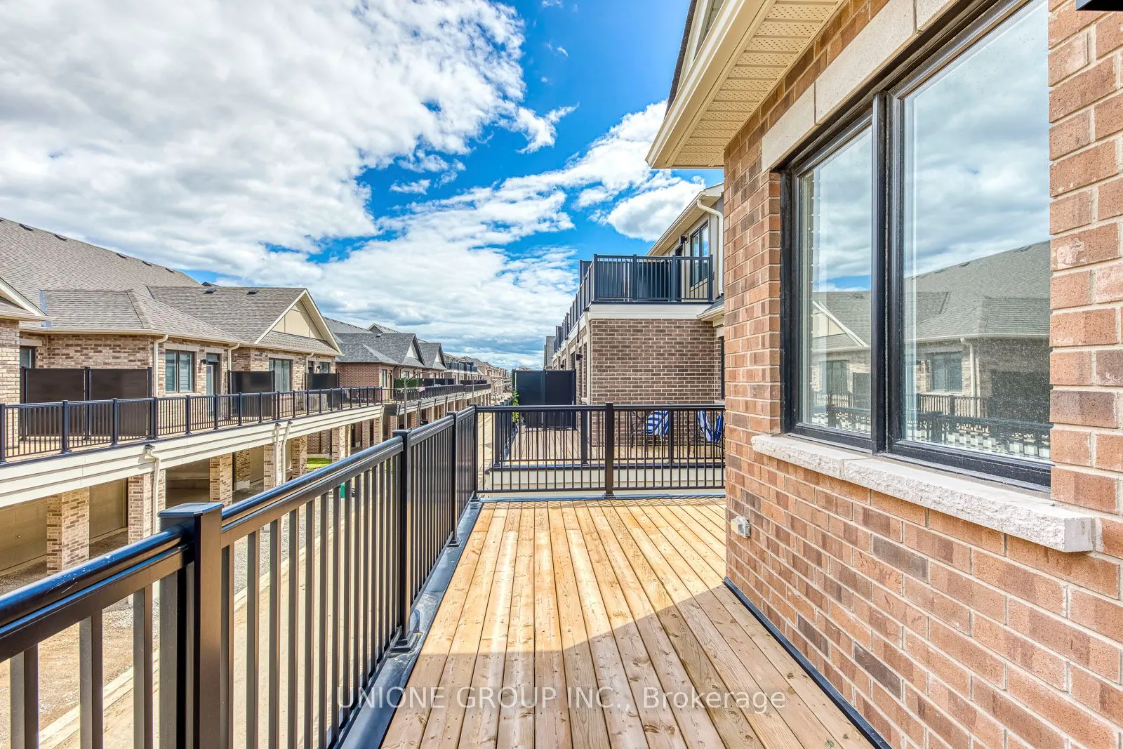 3253 Crystal Drive