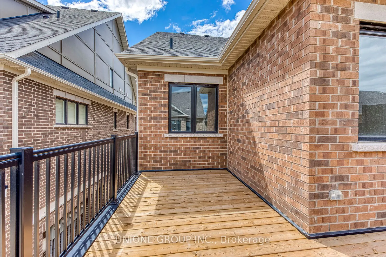 3253 Crystal Drive