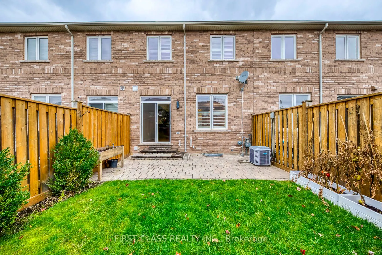 651 Farmstead Drive, #39