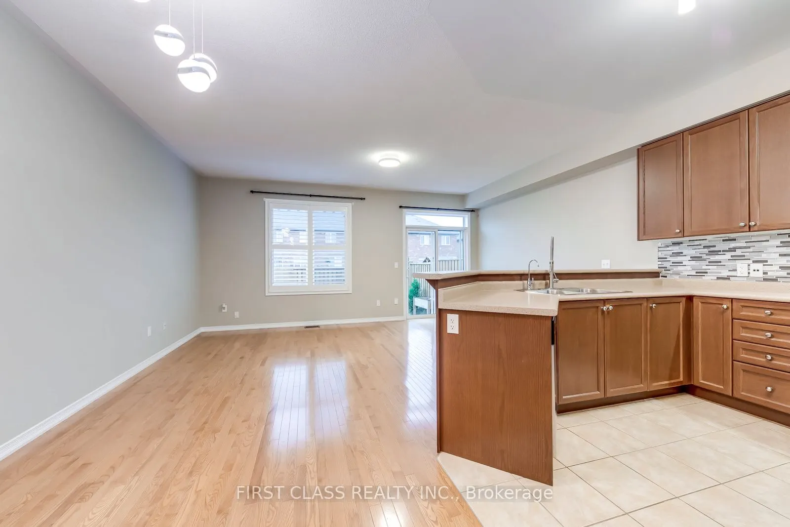 651 Farmstead Drive, #39