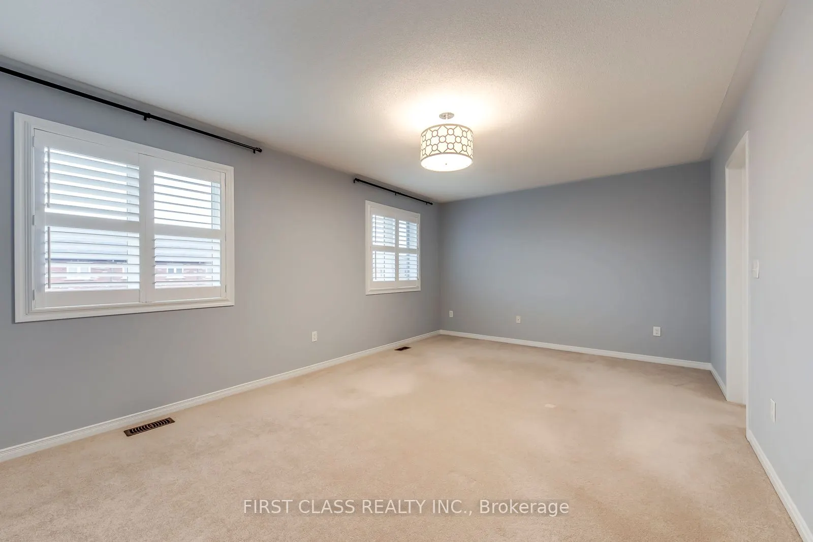 651 Farmstead Drive, #39