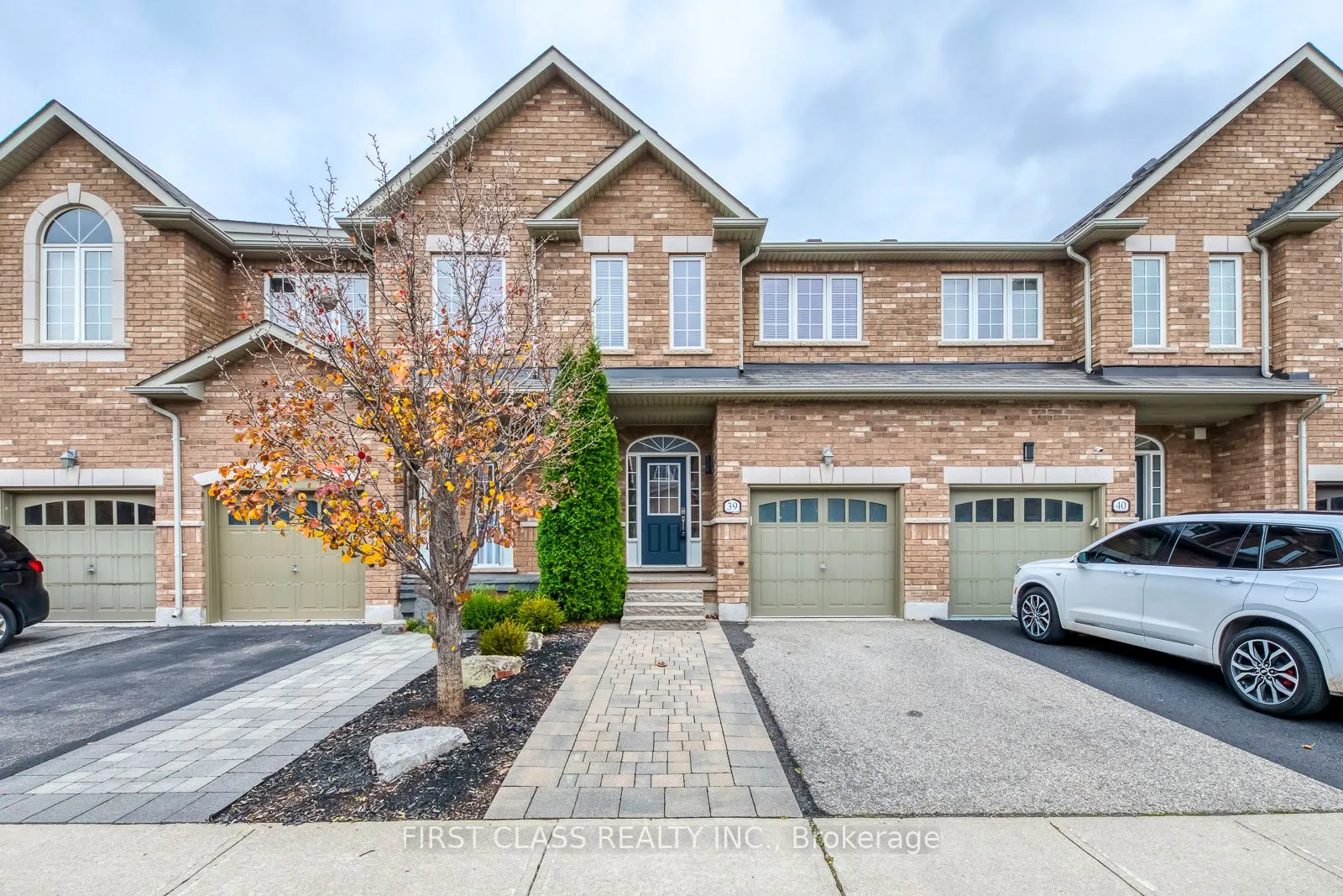 651 Farmstead Drive, #39