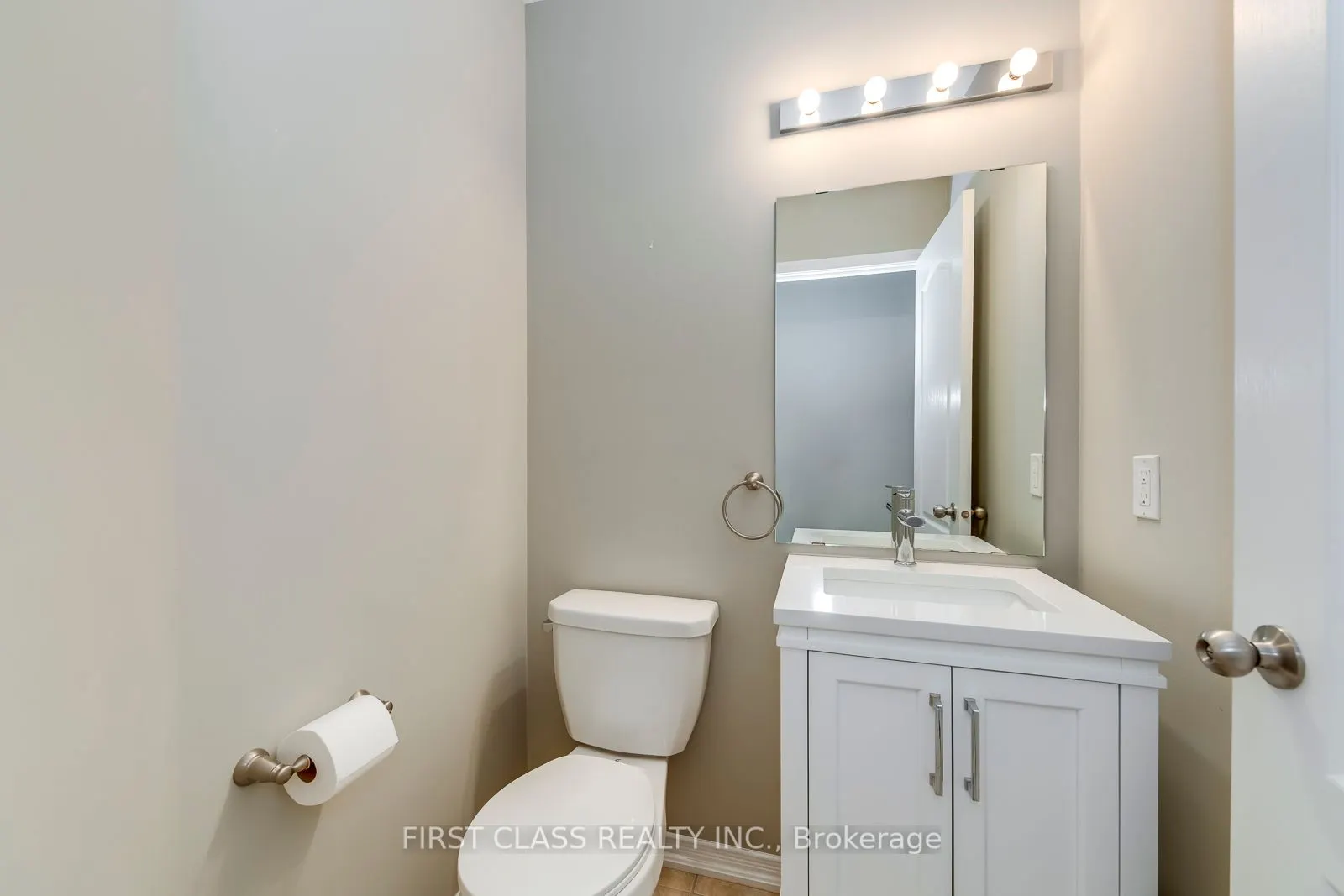 651 Farmstead Drive, #39