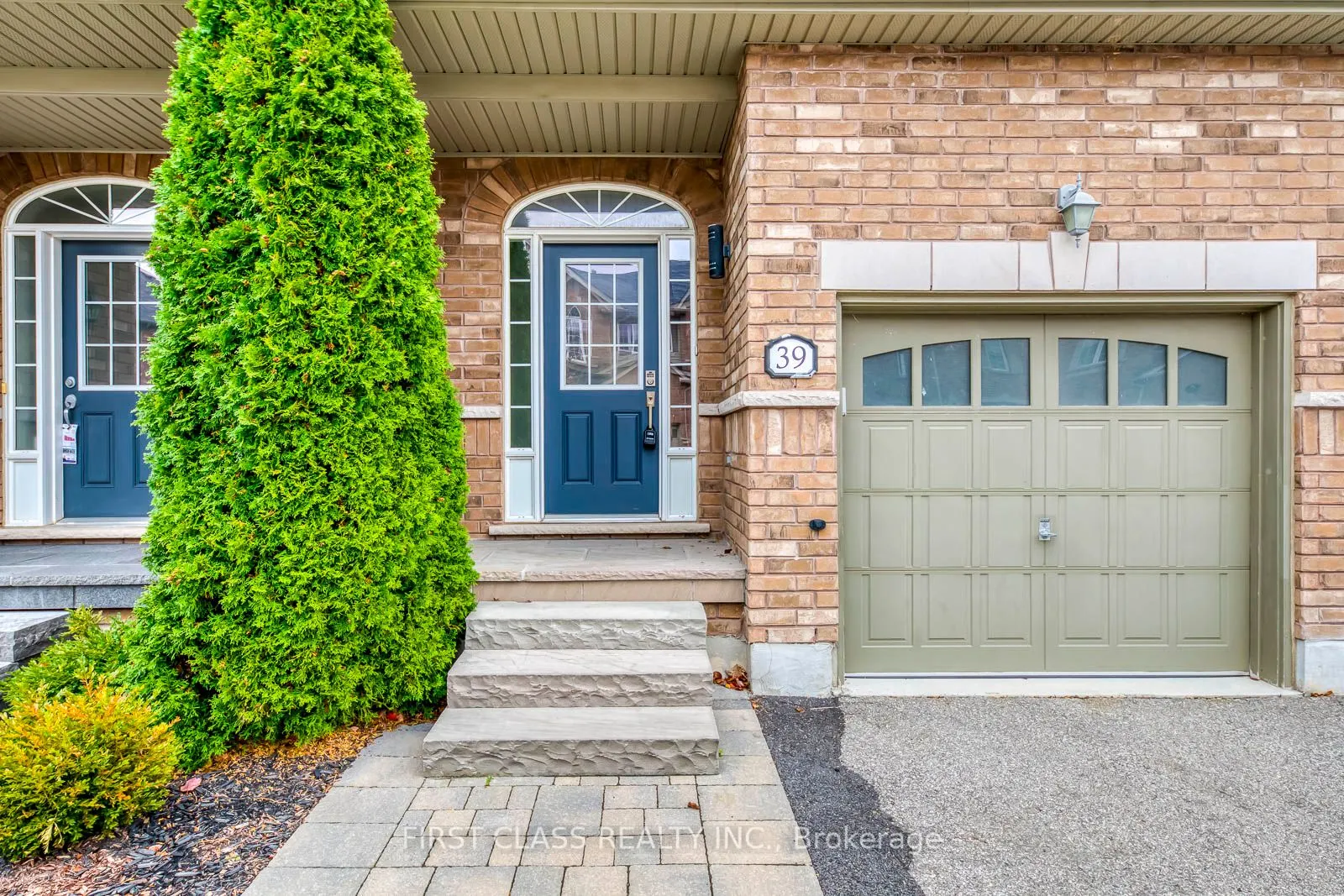 651 Farmstead Drive, #39