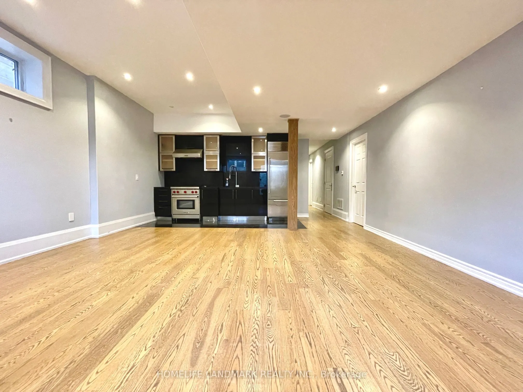 597 Montbeck Crescent, #Lower