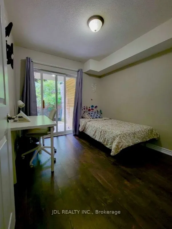 85 George Appleton Way, #1013