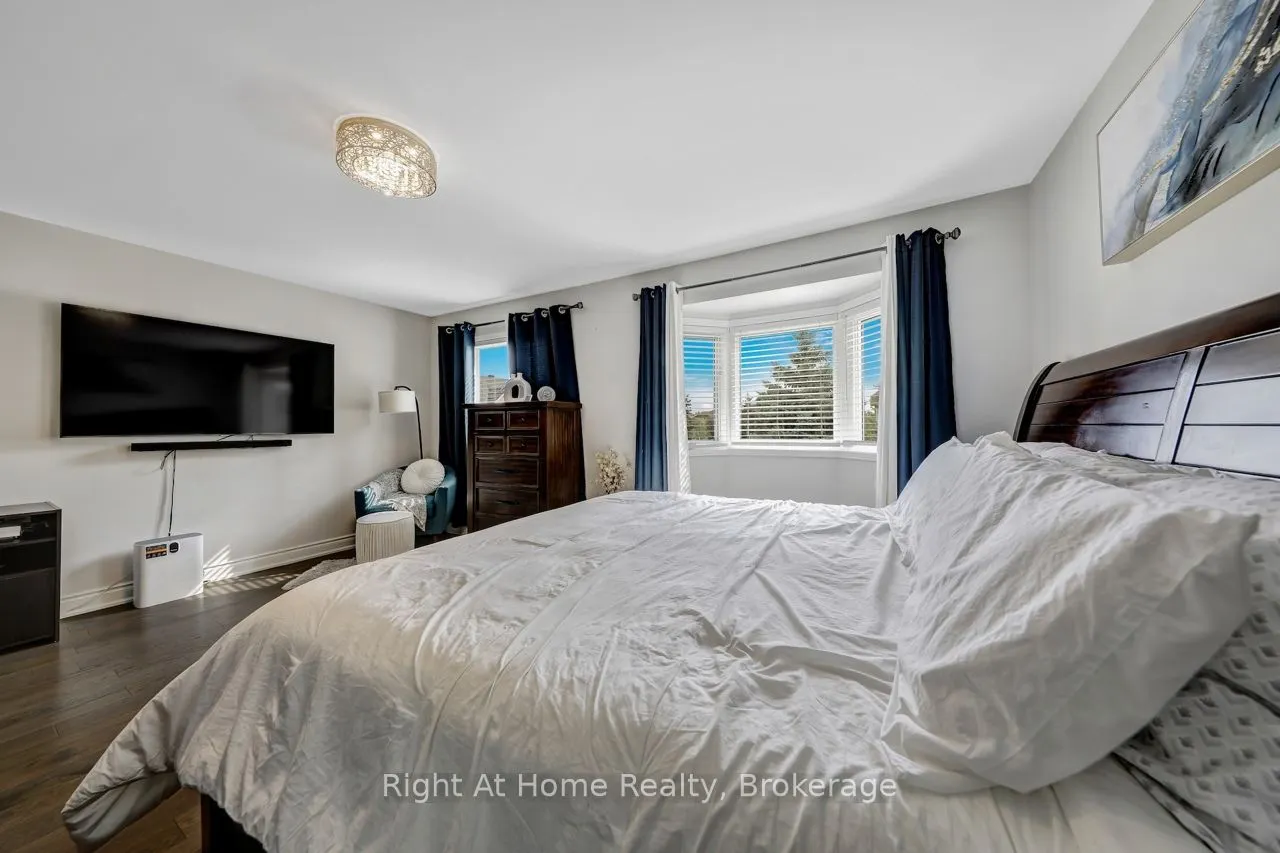 5255 Guildwood Way, #48