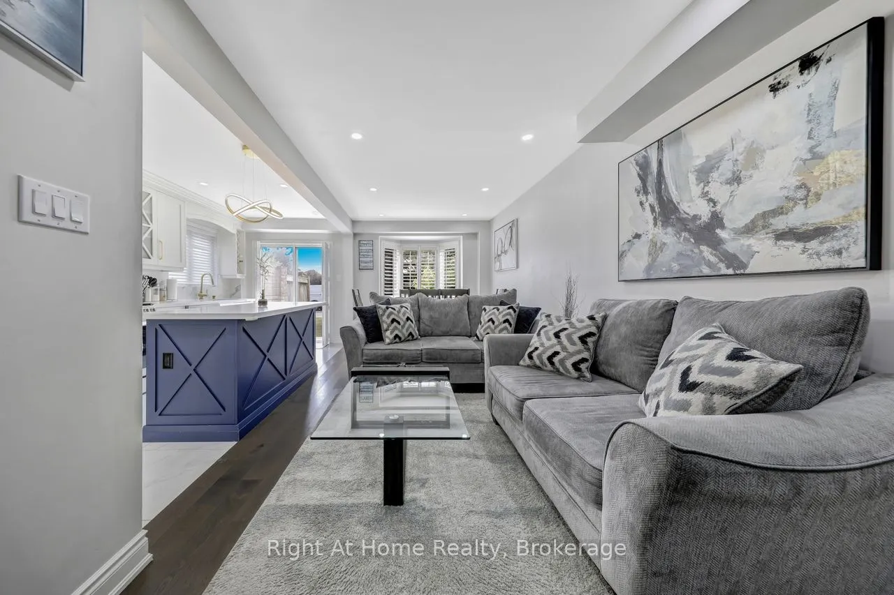 5255 Guildwood Way, #48