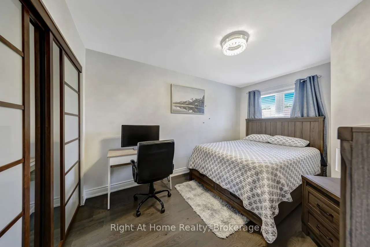 5255 Guildwood Way, #48