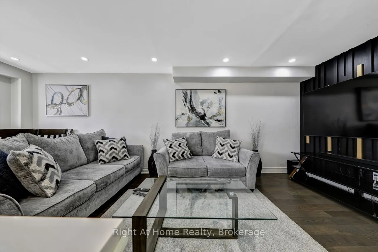 5255 Guildwood Way, #48