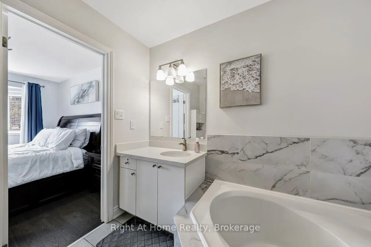 5255 Guildwood Way, #48