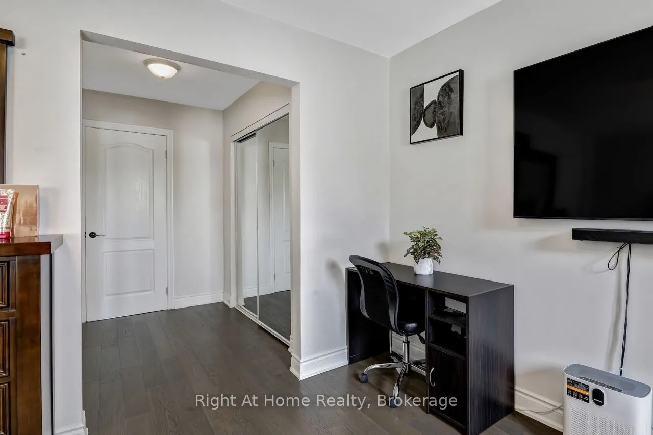 5255 Guildwood Way, #48
