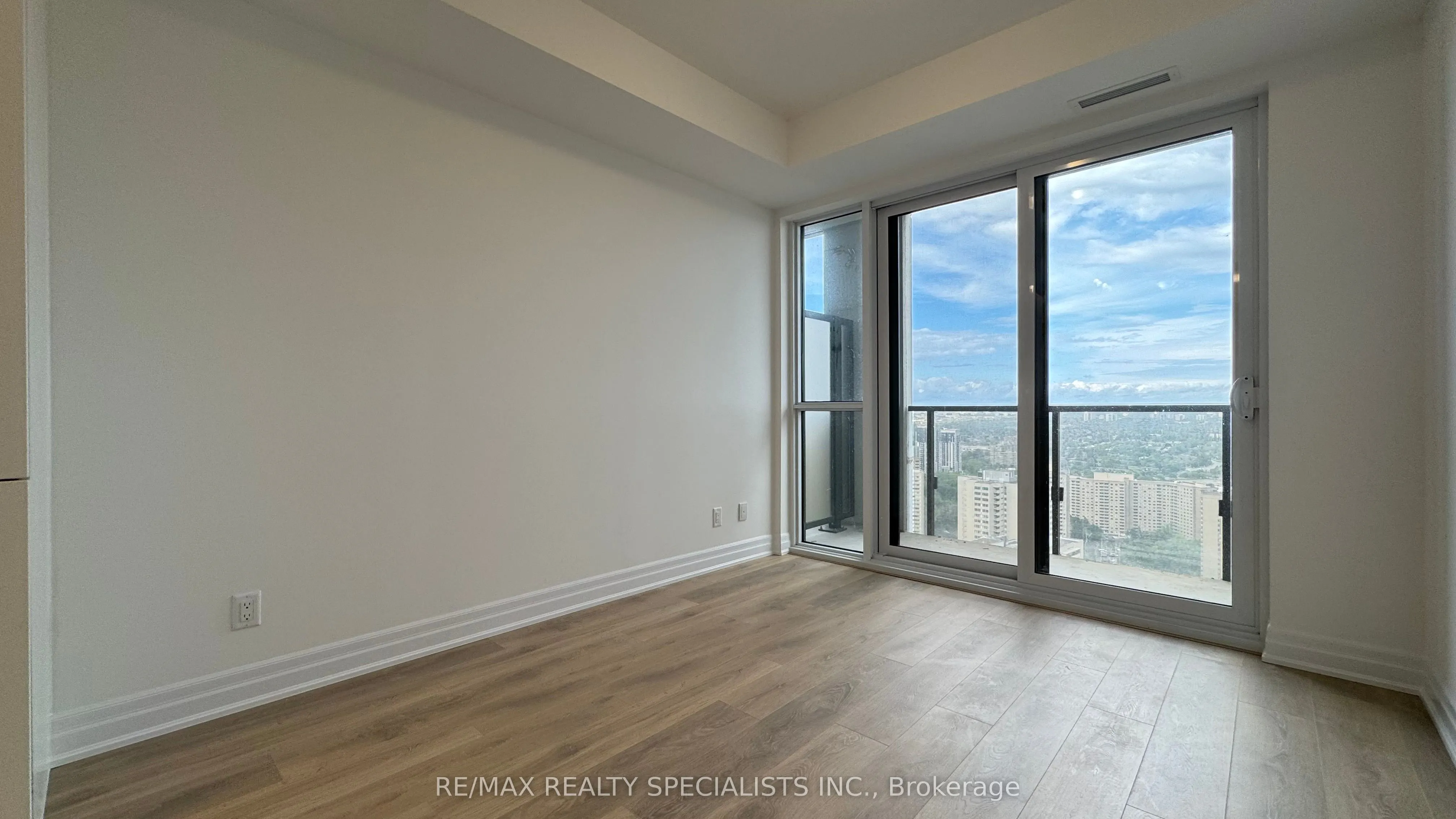 30 Elm Drive W, #3103