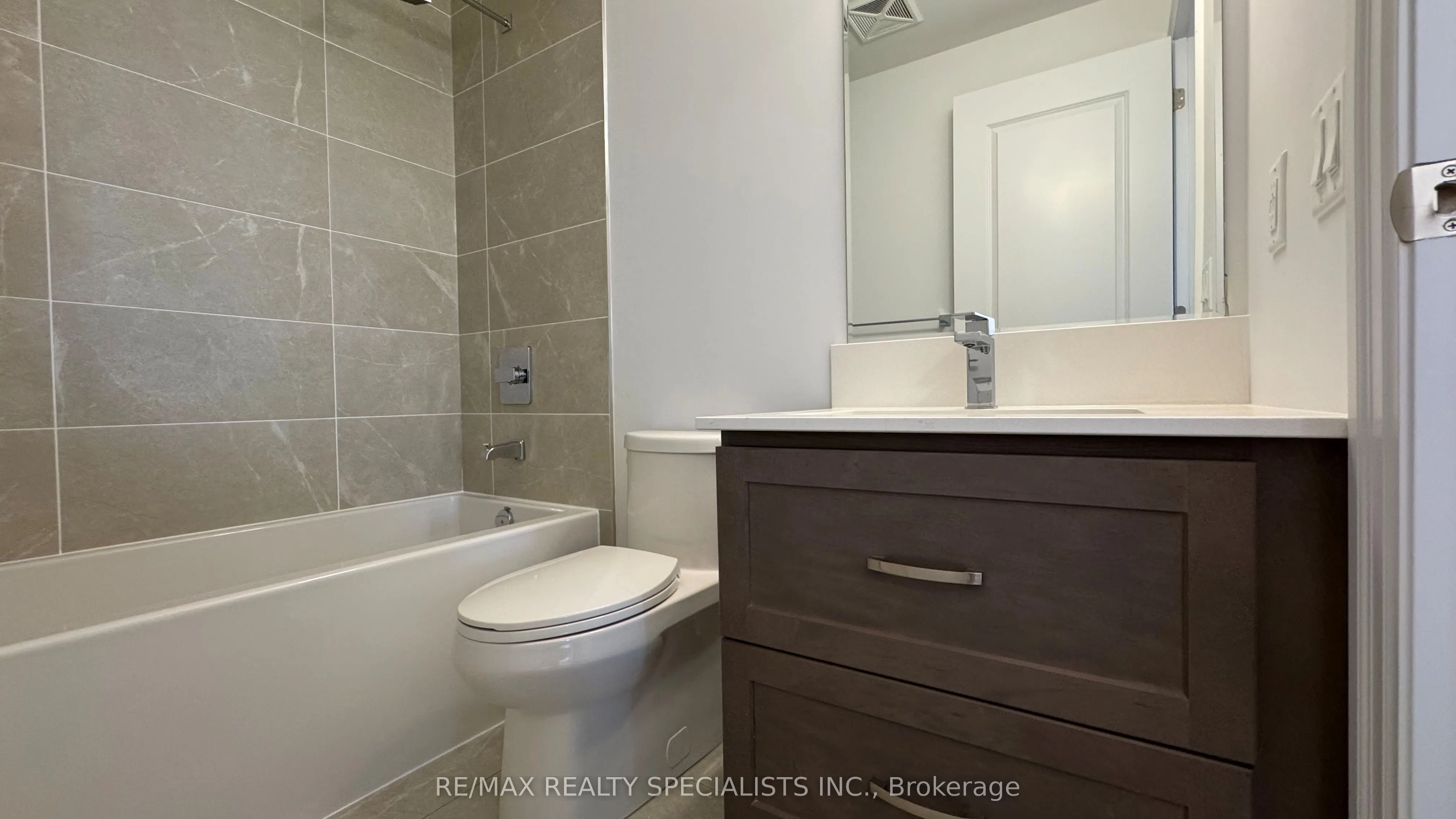 30 Elm Drive W, #3103