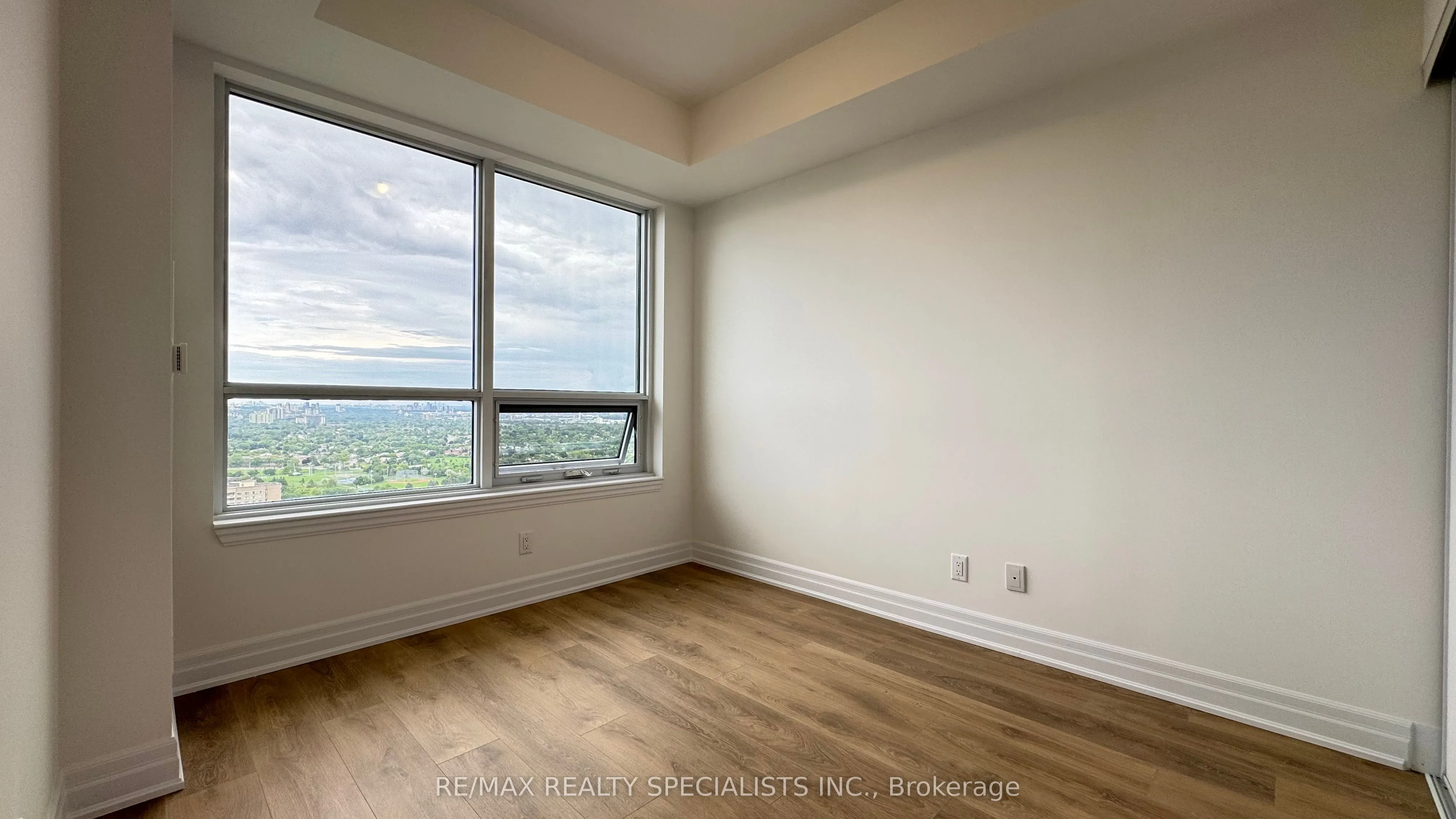 30 Elm Drive W, #3103