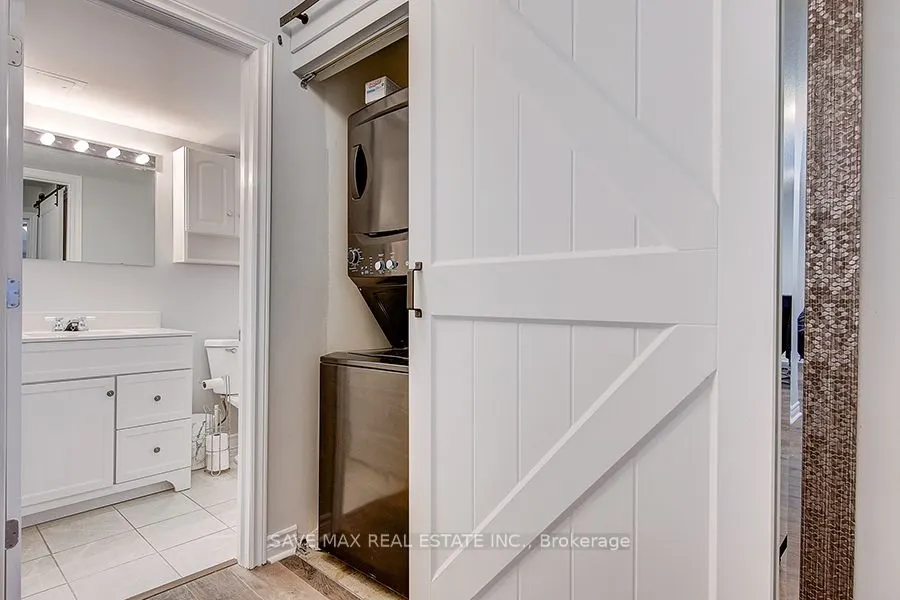 1450 Glen Abbey Gate, #414