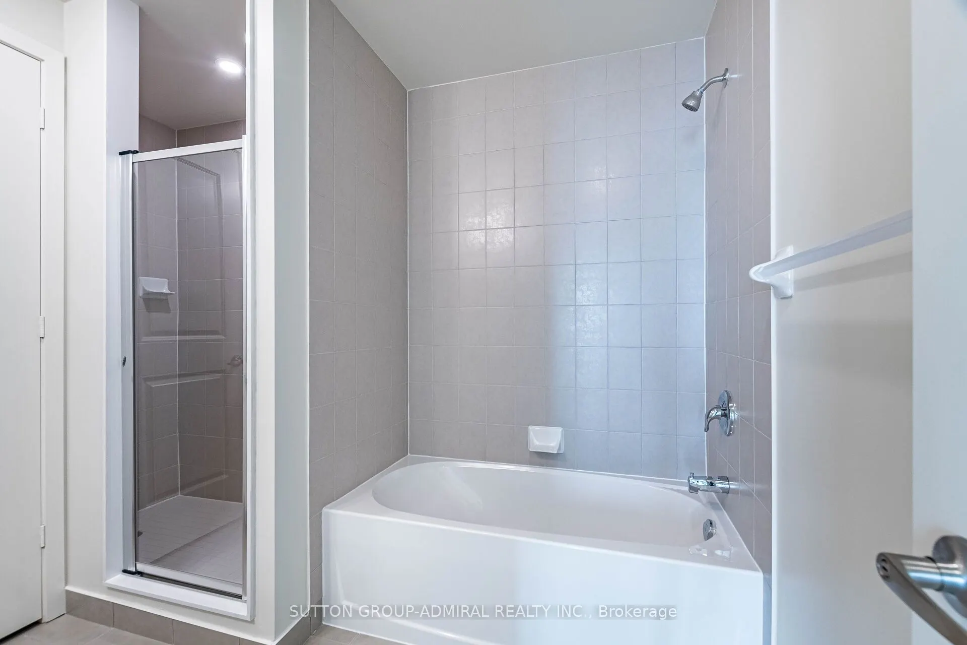 38 Annie Craig Drive, #5302