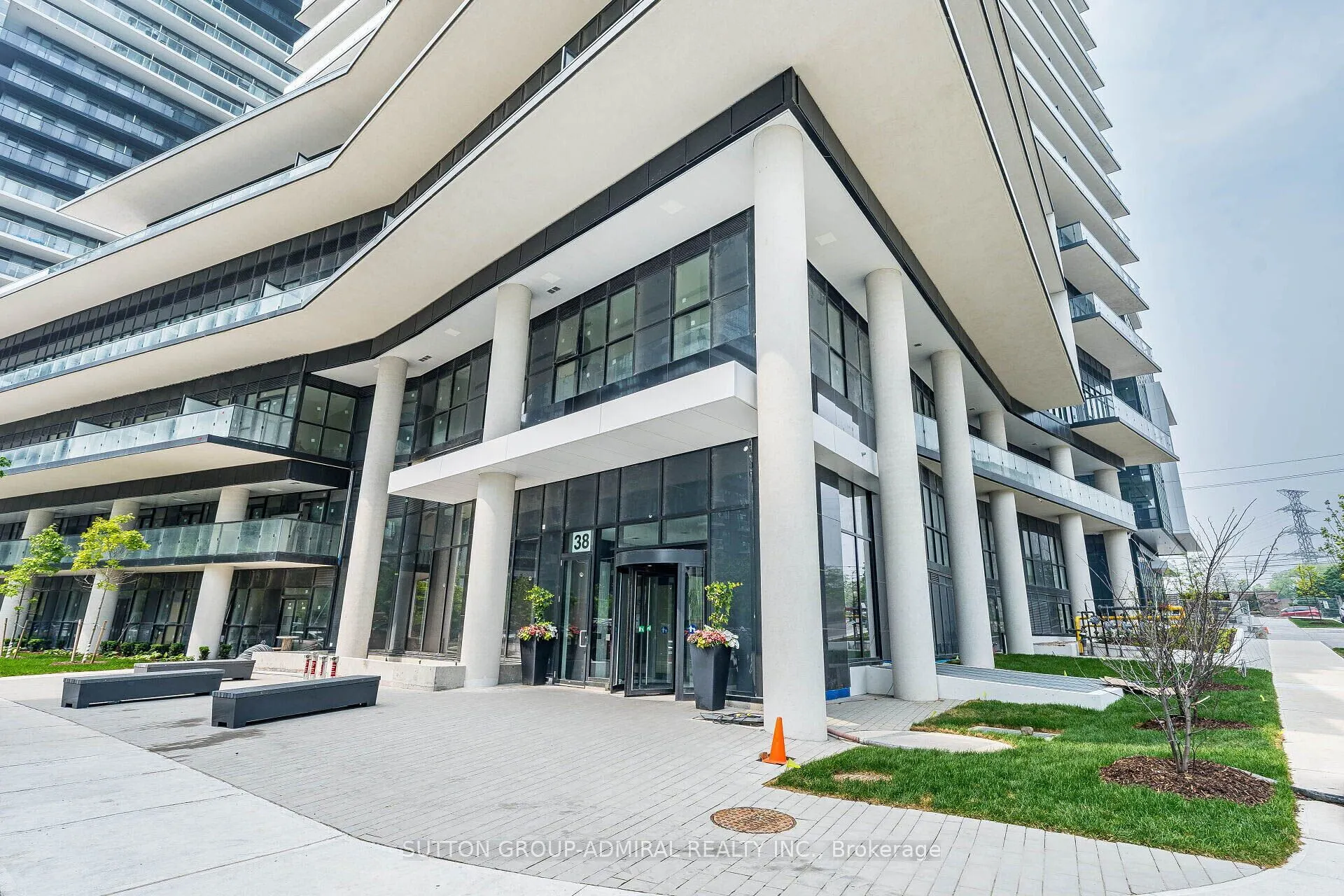 38 Annie Craig Drive, #5302