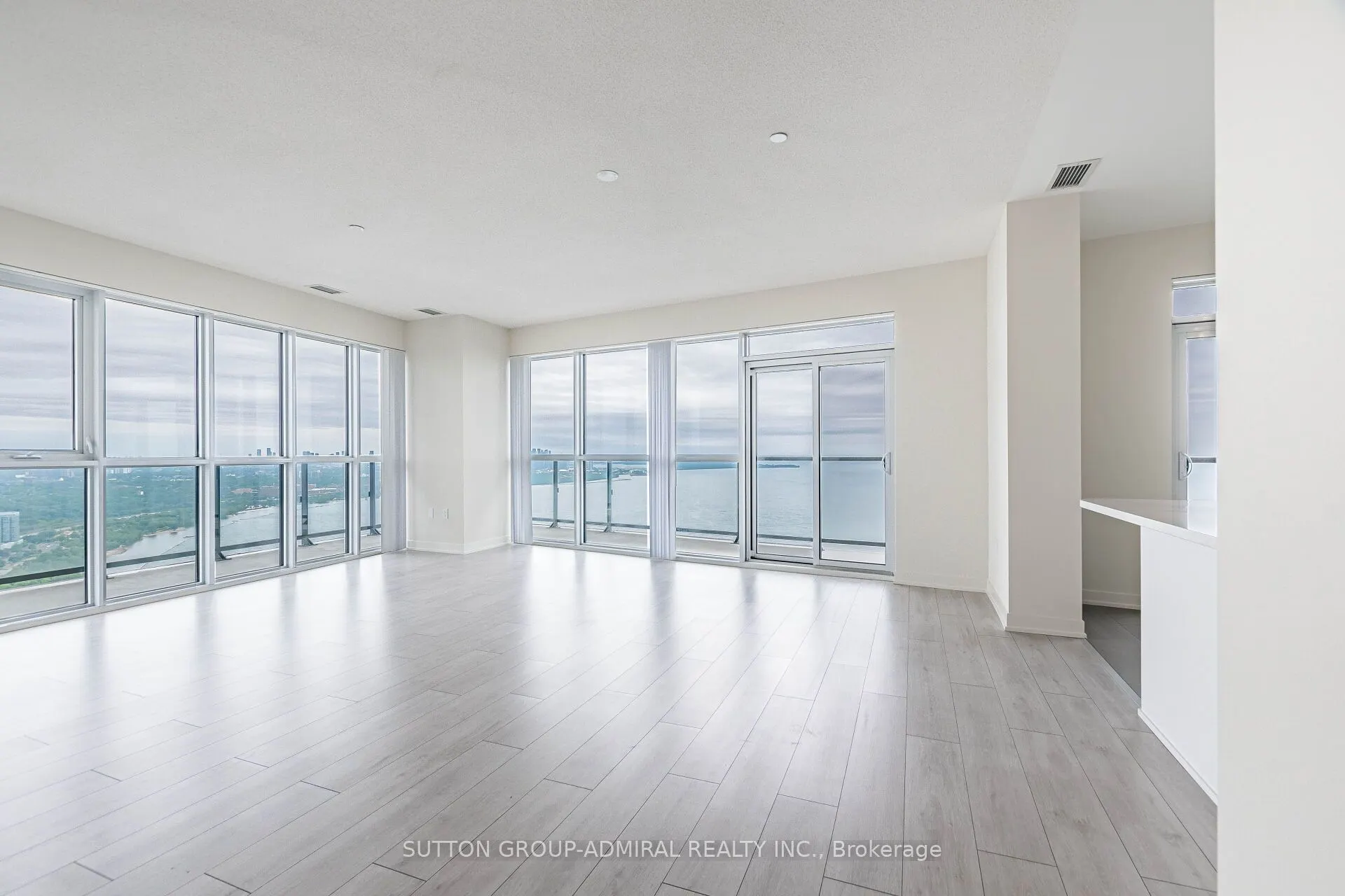 38 Annie Craig Drive, #5302