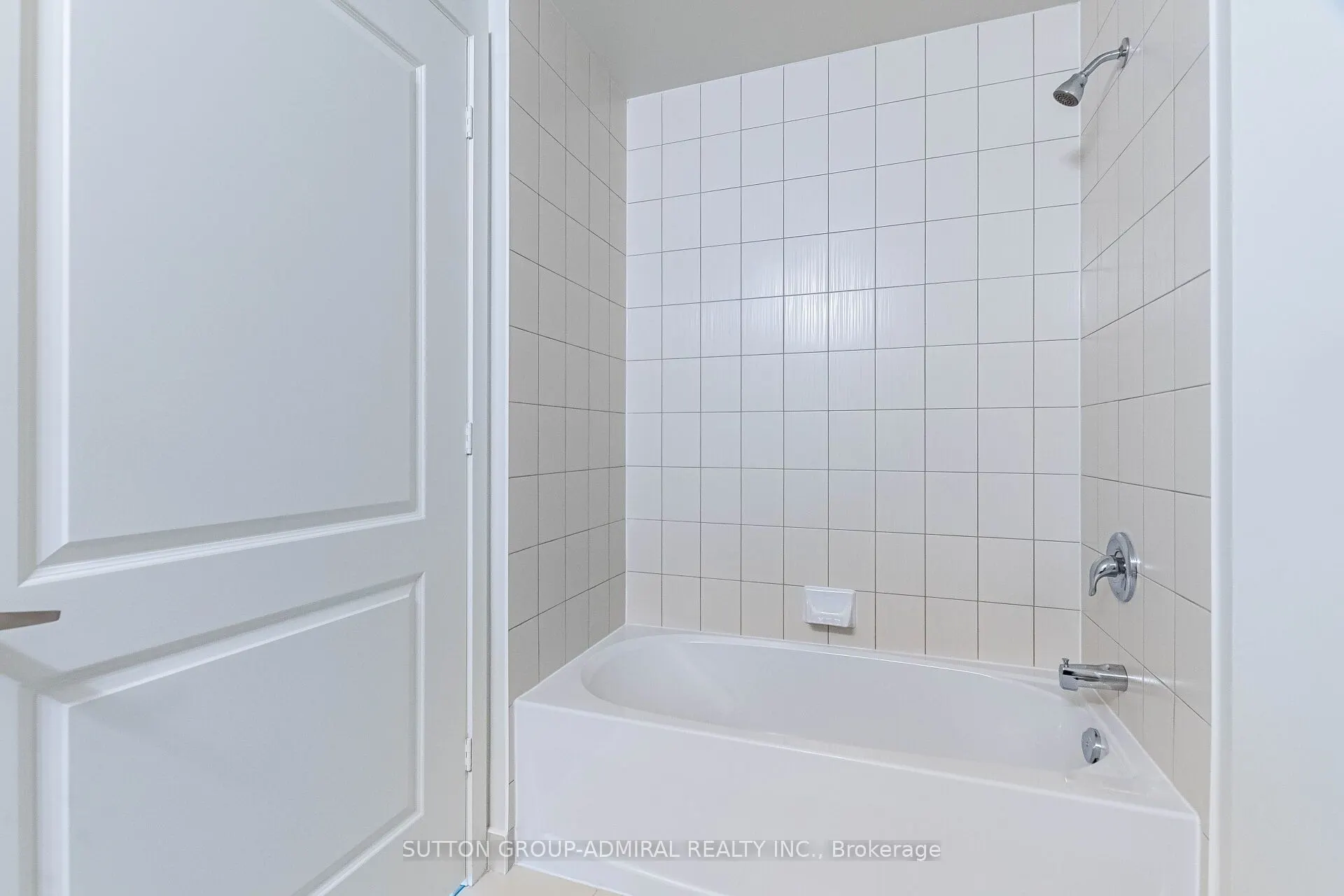 38 Annie Craig Drive, #5302