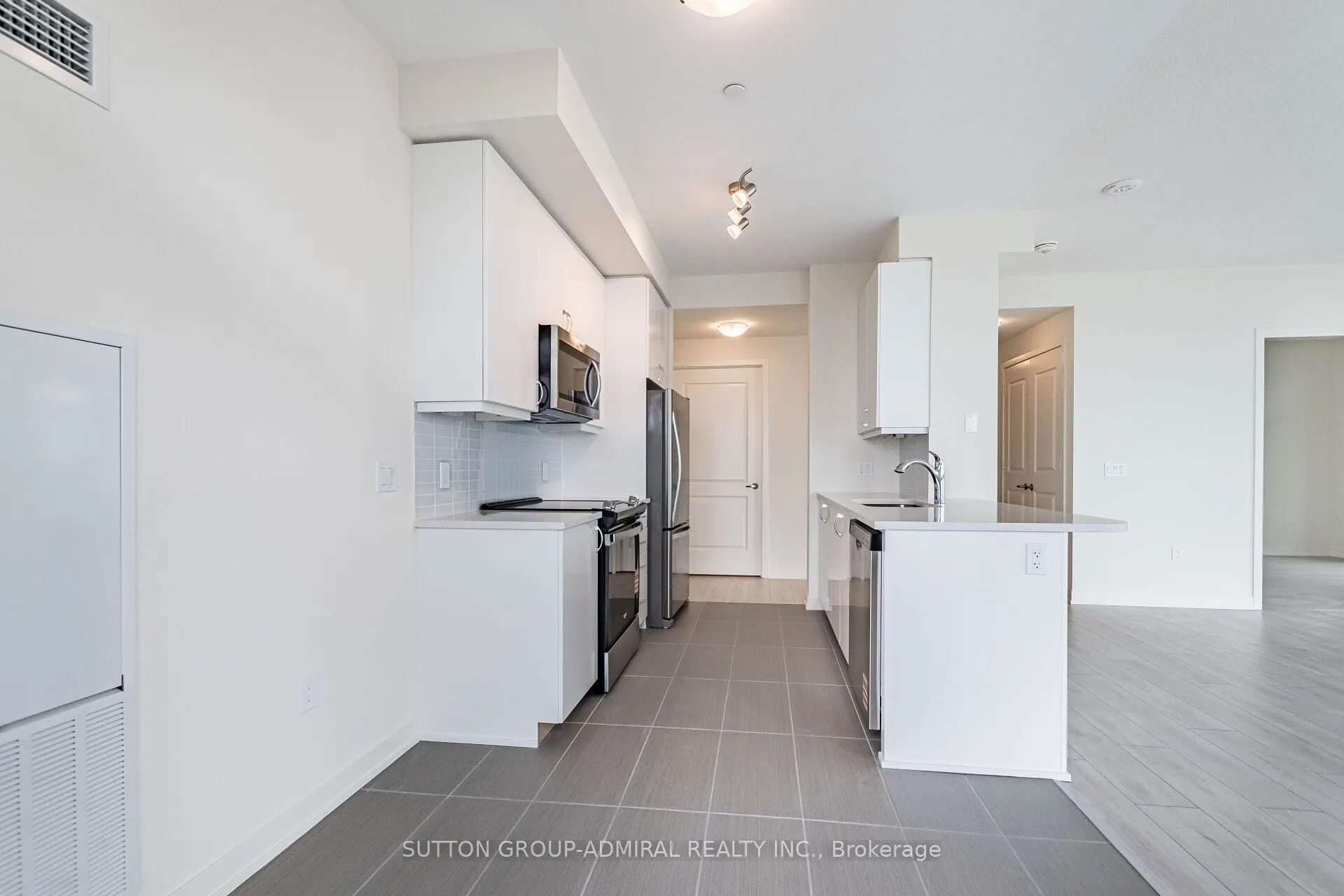 38 Annie Craig Drive, #5302