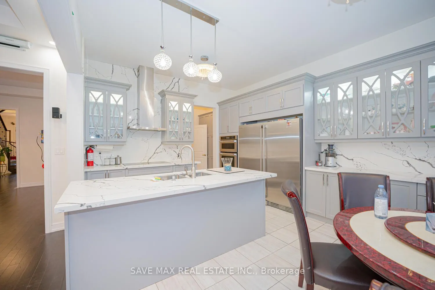 23 HENDRICKS Crescent
