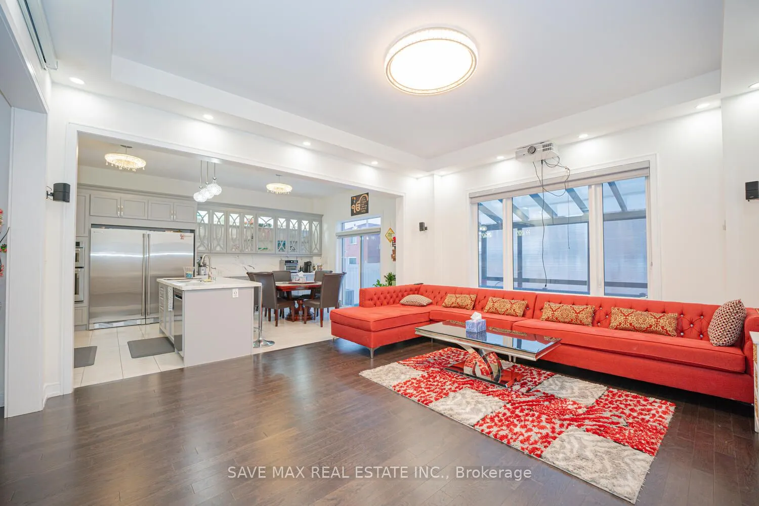 23 HENDRICKS Crescent