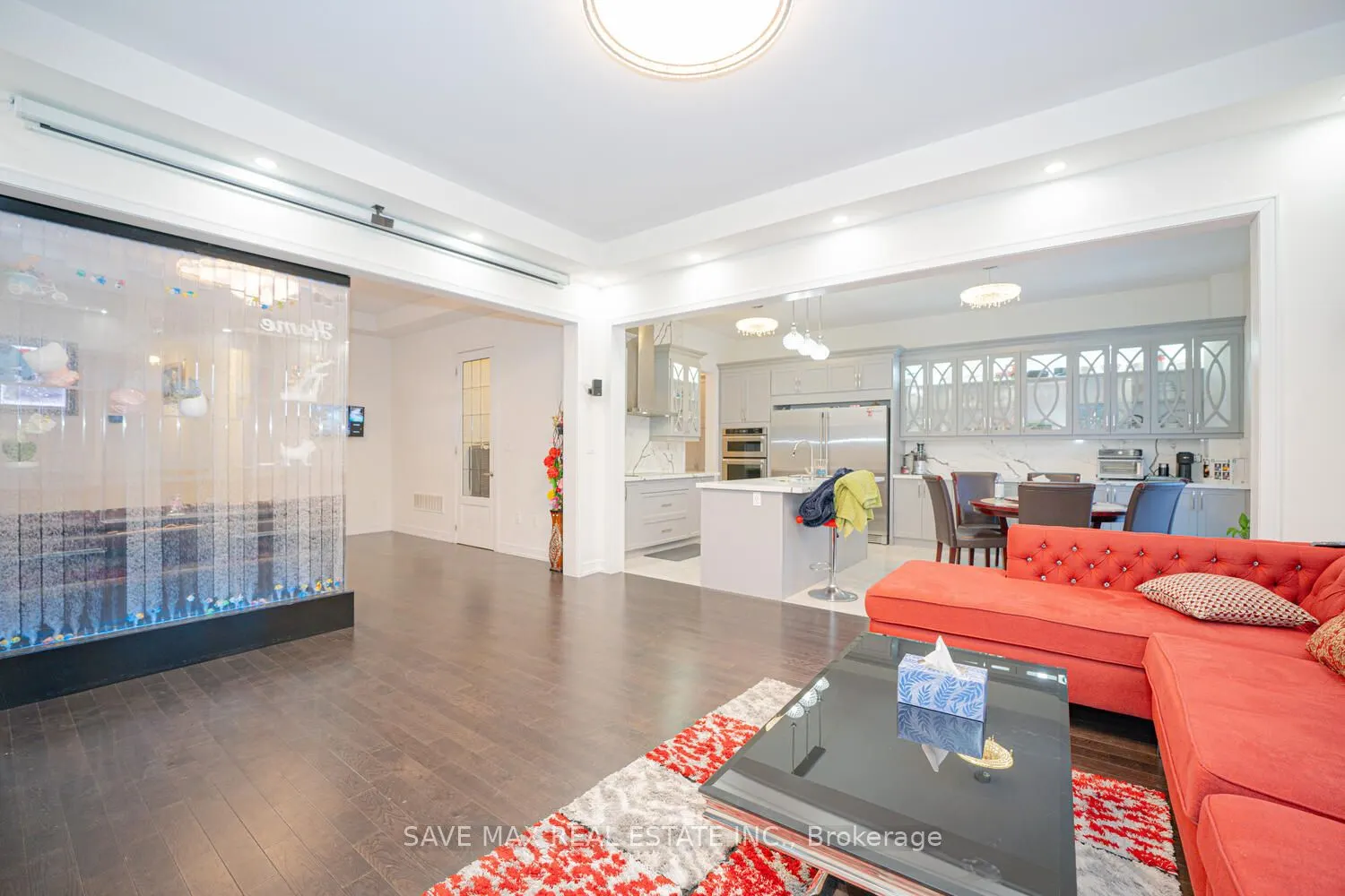 23 HENDRICKS Crescent