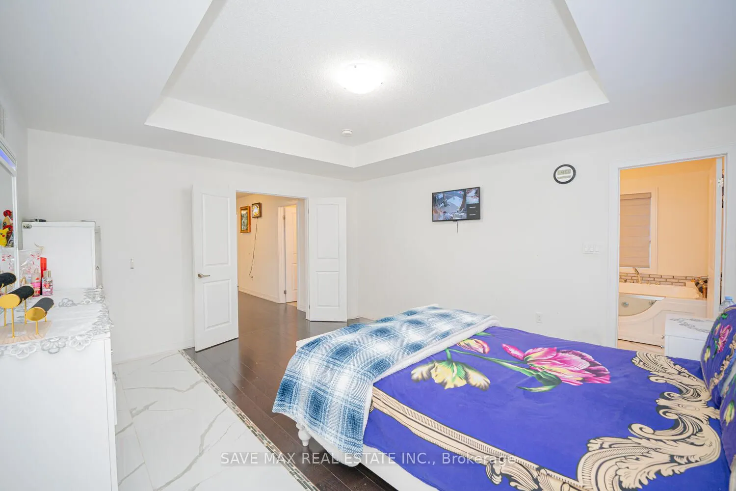 23 HENDRICKS Crescent
