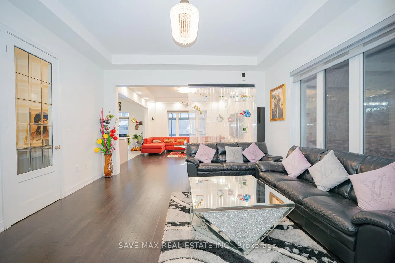 23 HENDRICKS Crescent