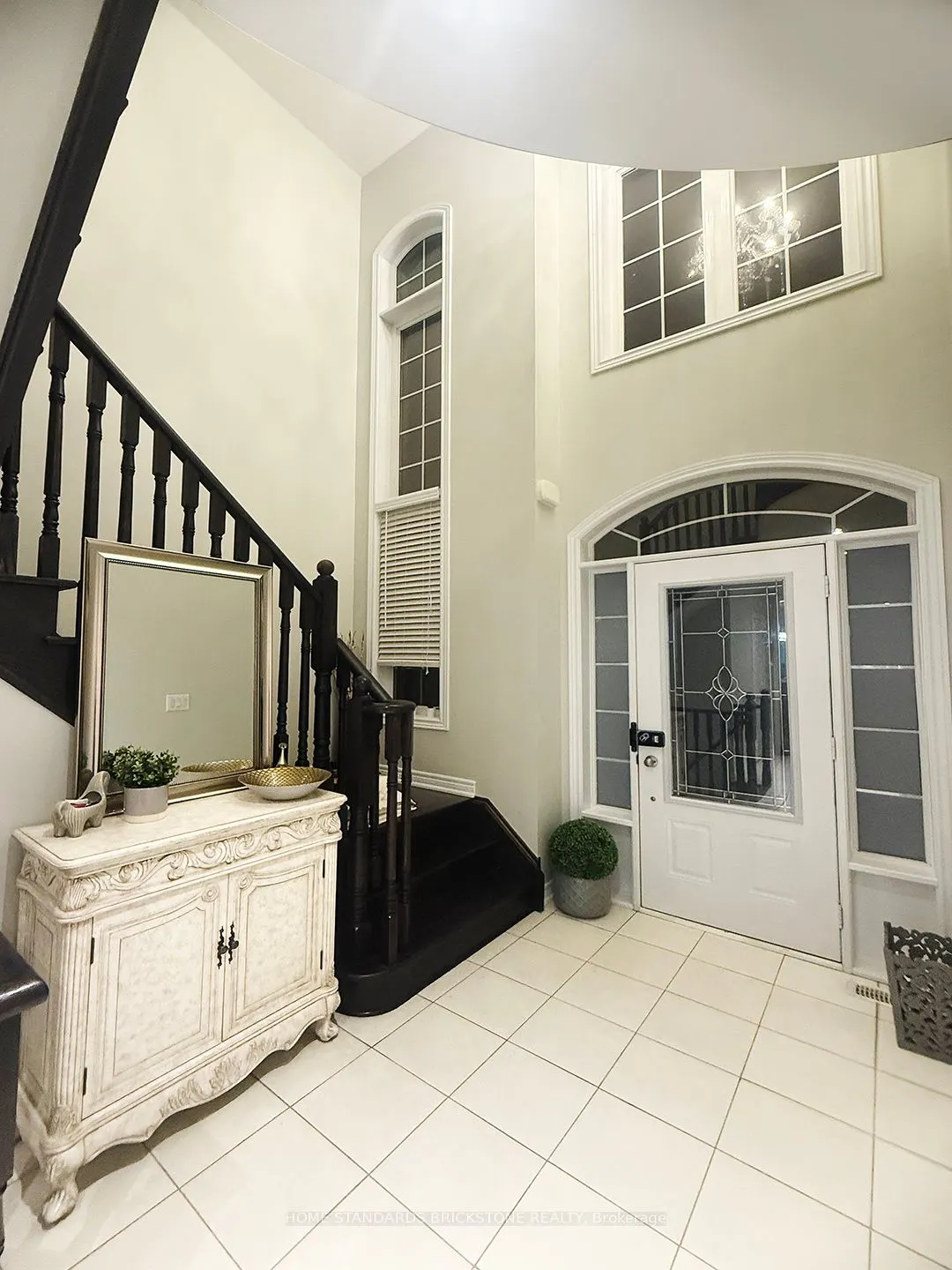 2465 Quetico Crescent