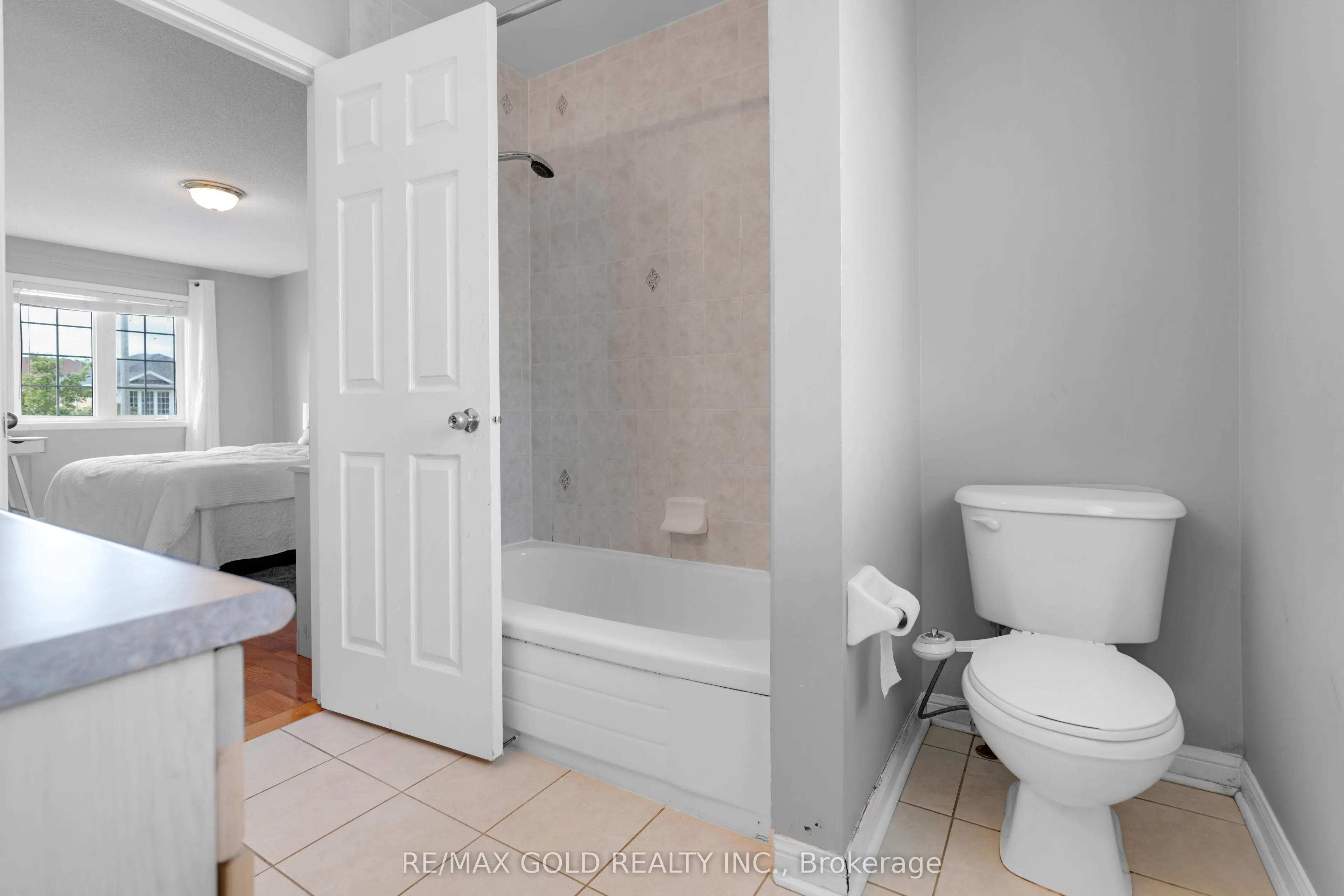255 Brisdale Drive