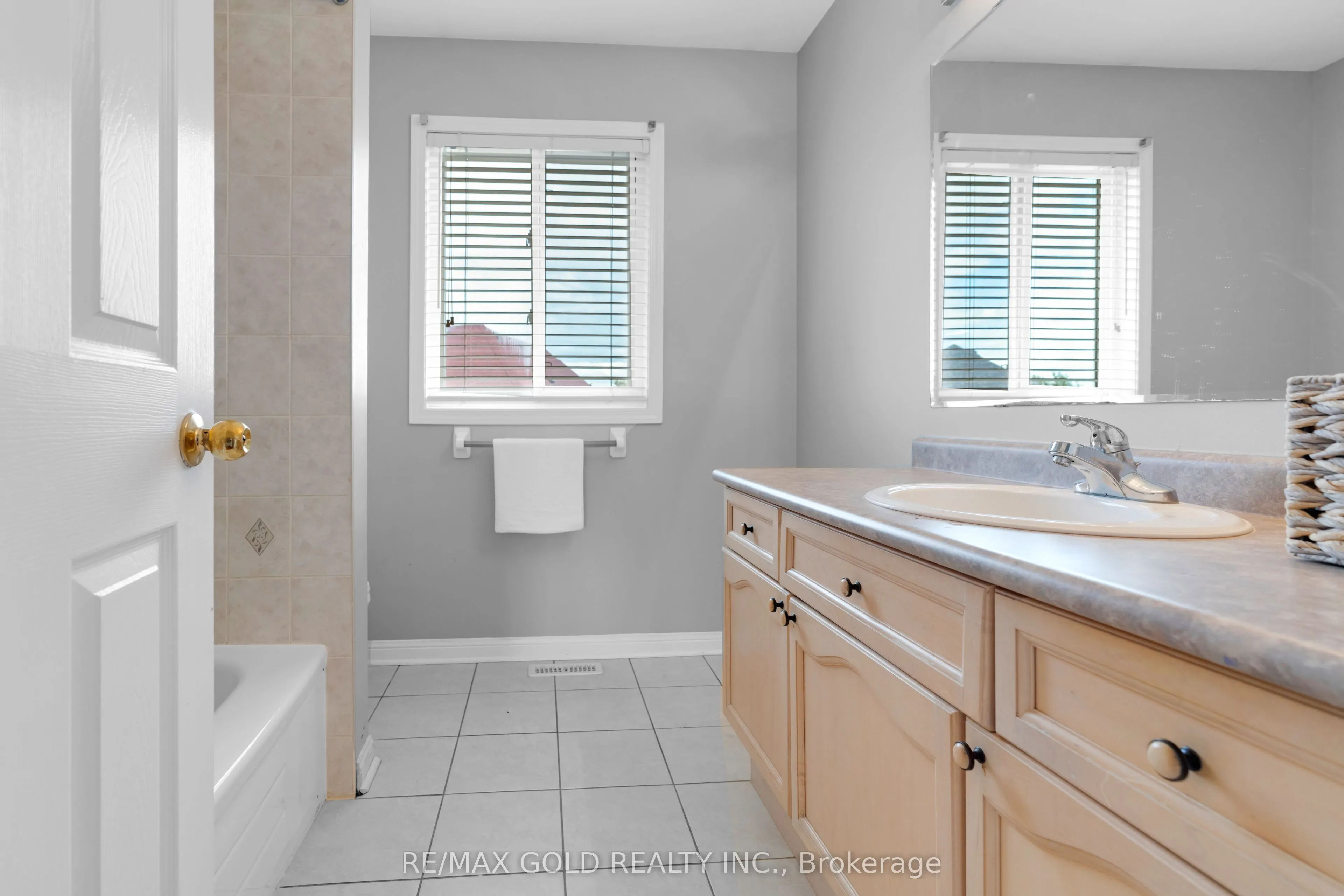 255 Brisdale Drive