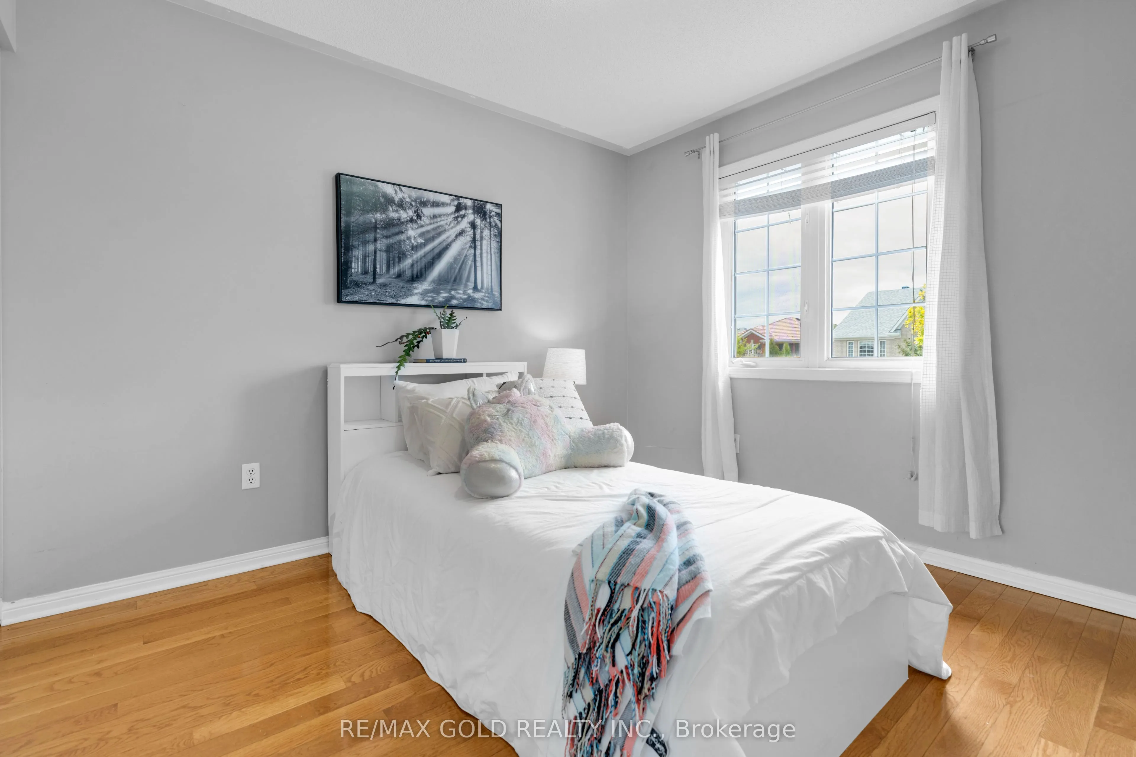 255 Brisdale Drive