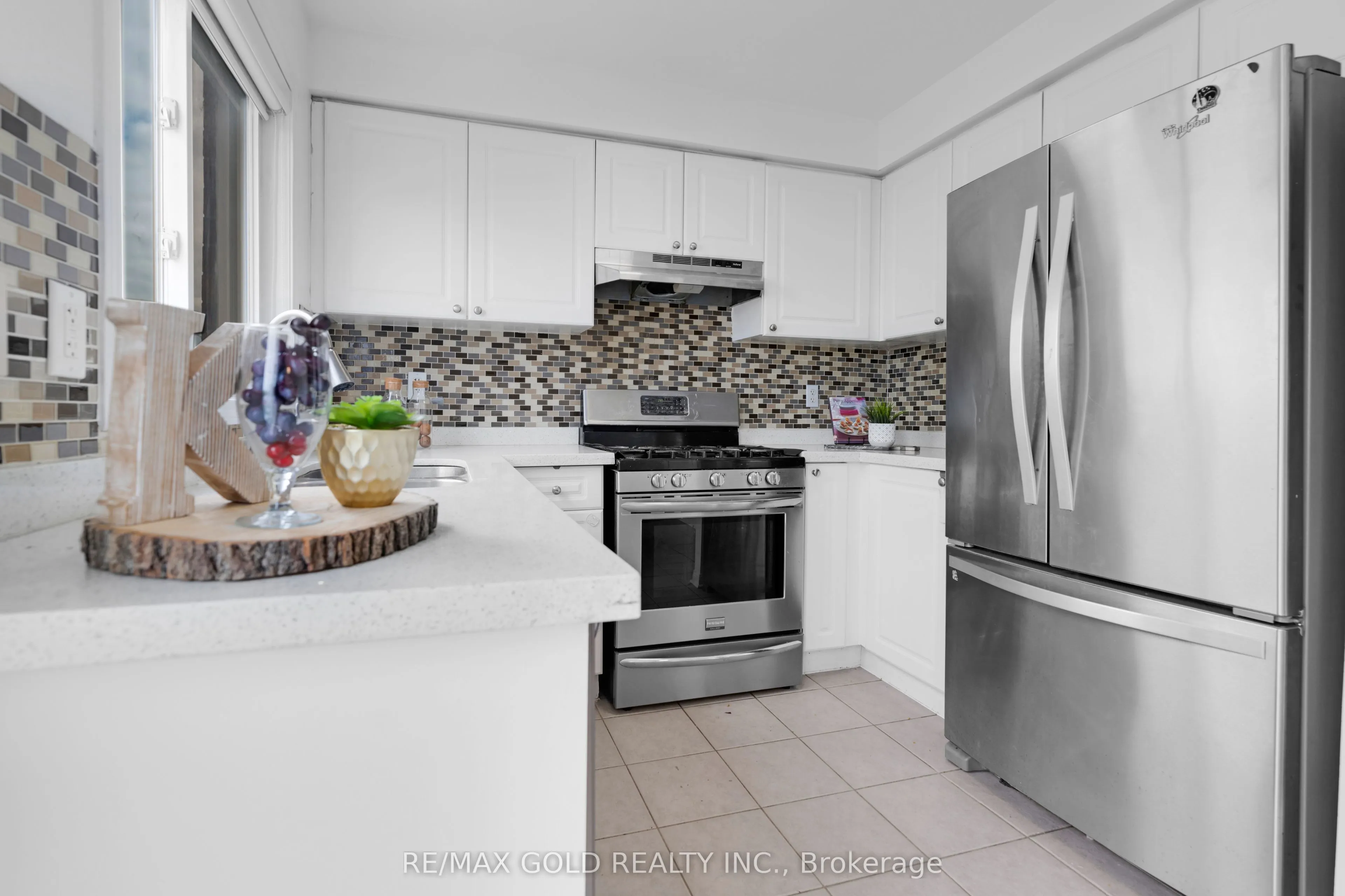 255 Brisdale Drive
