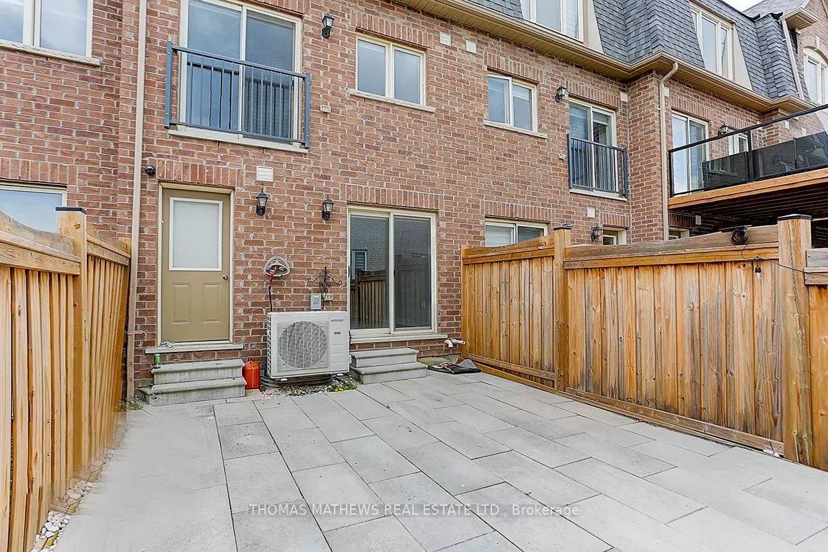 67 Padbury Trail