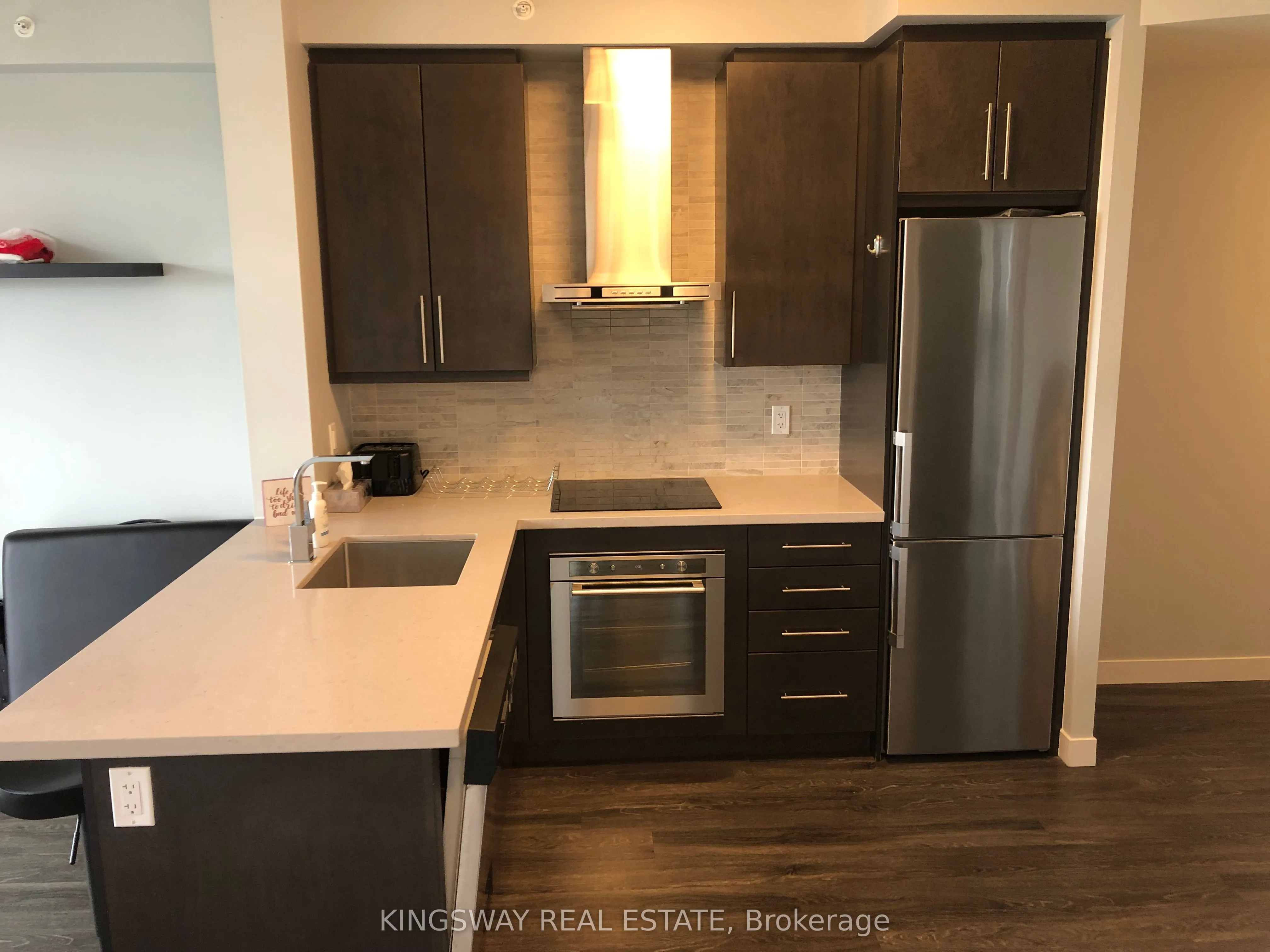 2087 Fairview Street, #1808