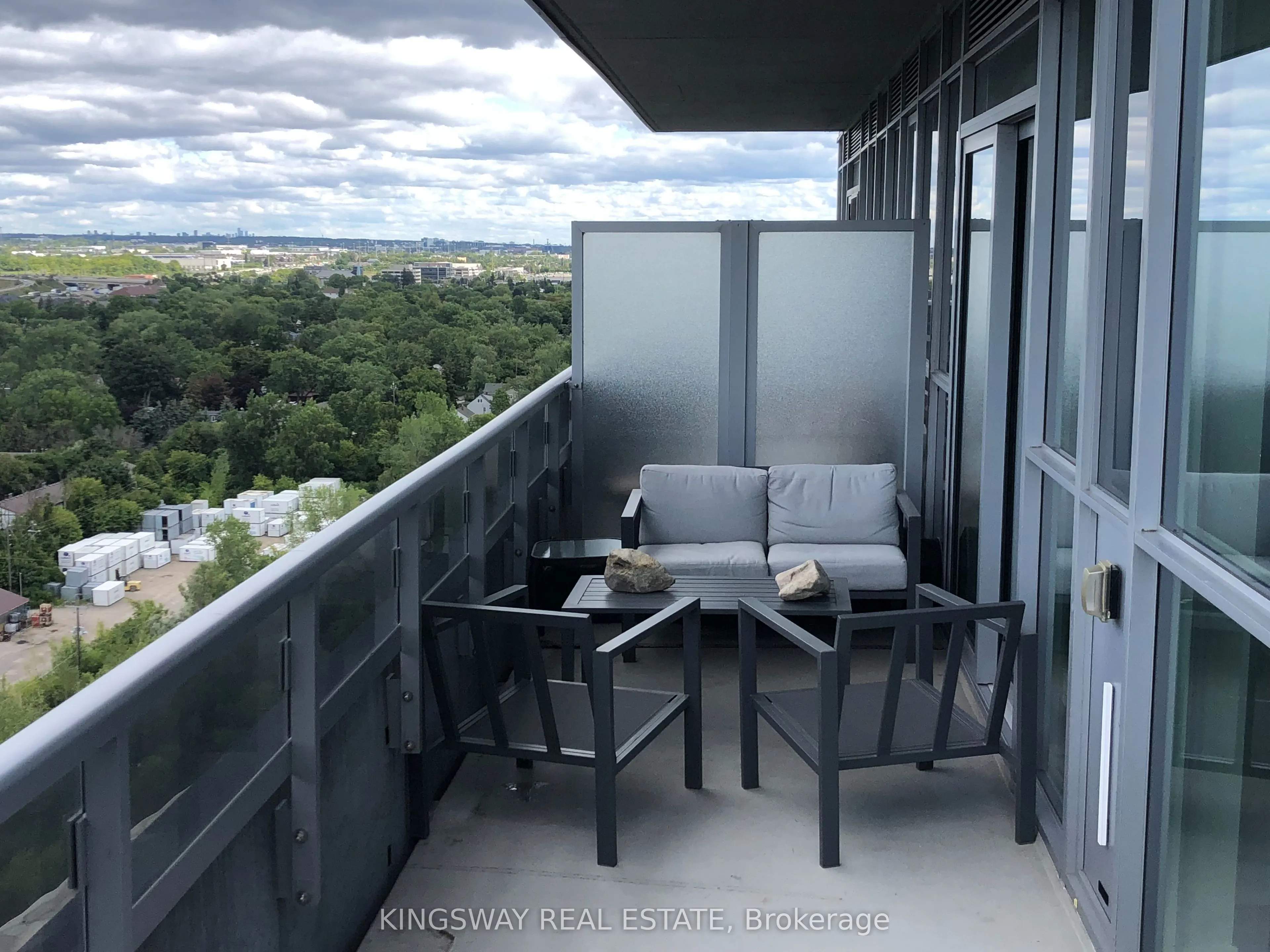 2087 Fairview Street, #1808