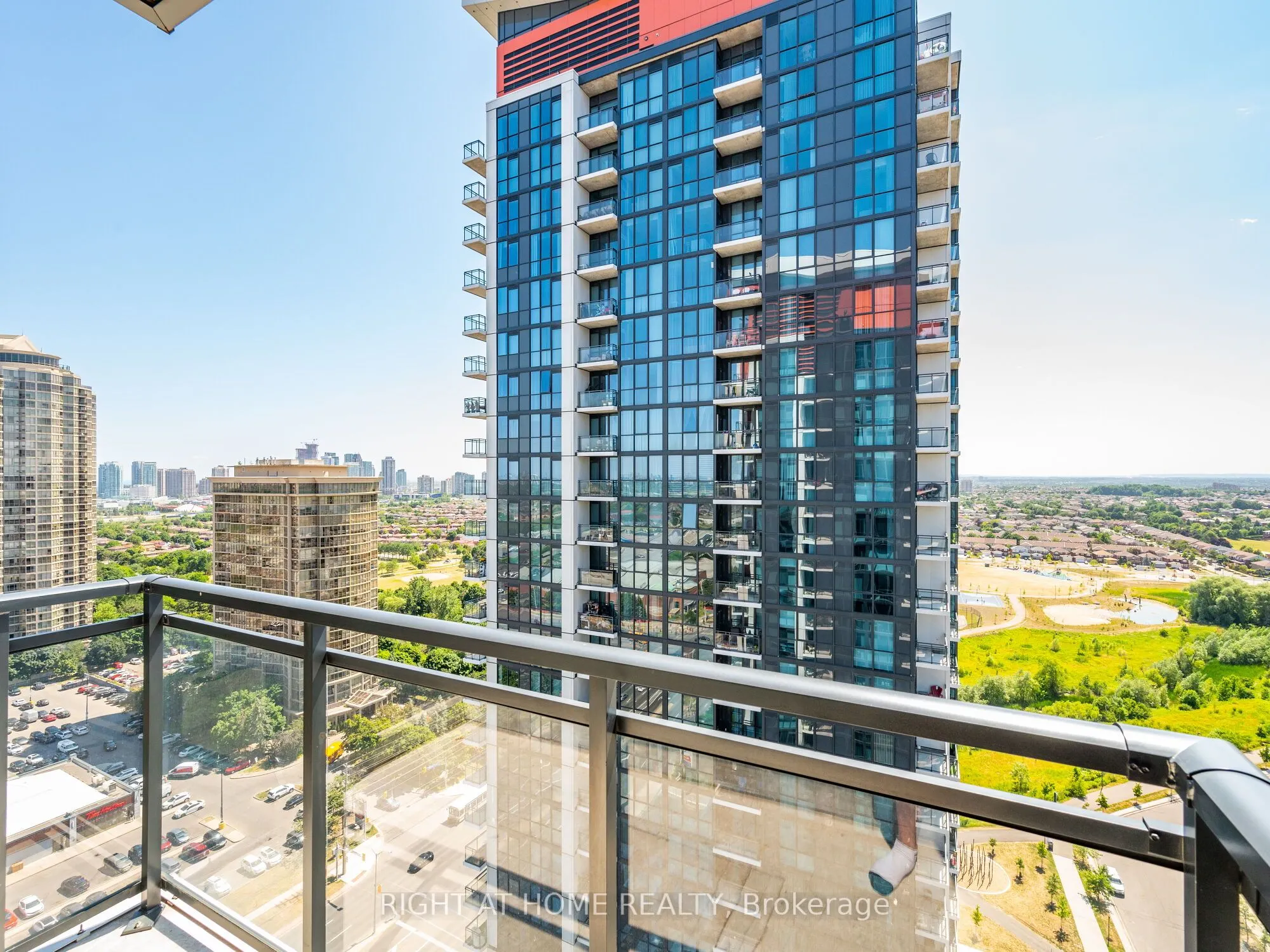 55 Eglinton Avenue W, #2001