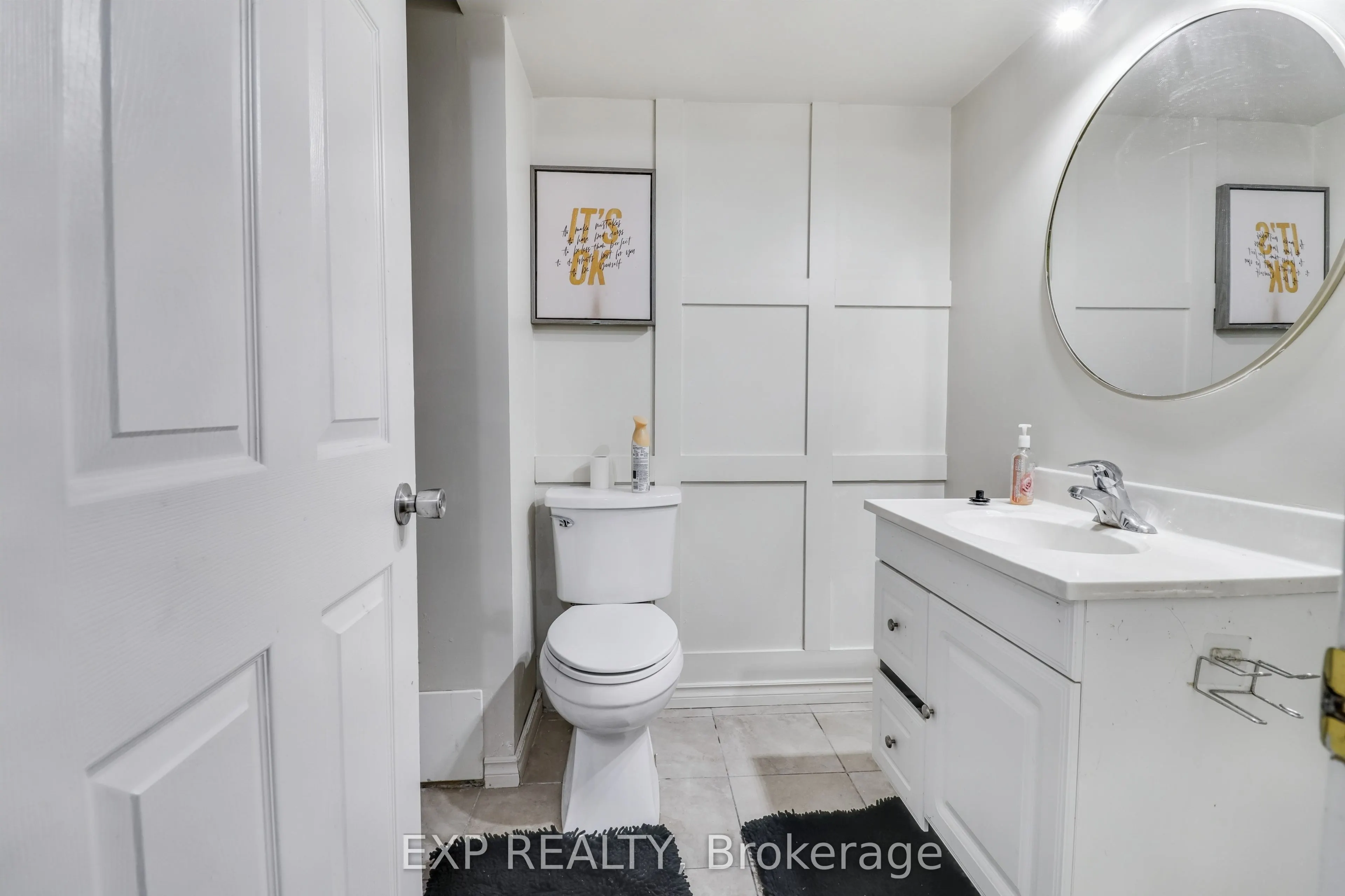 28 Poinsettia Place