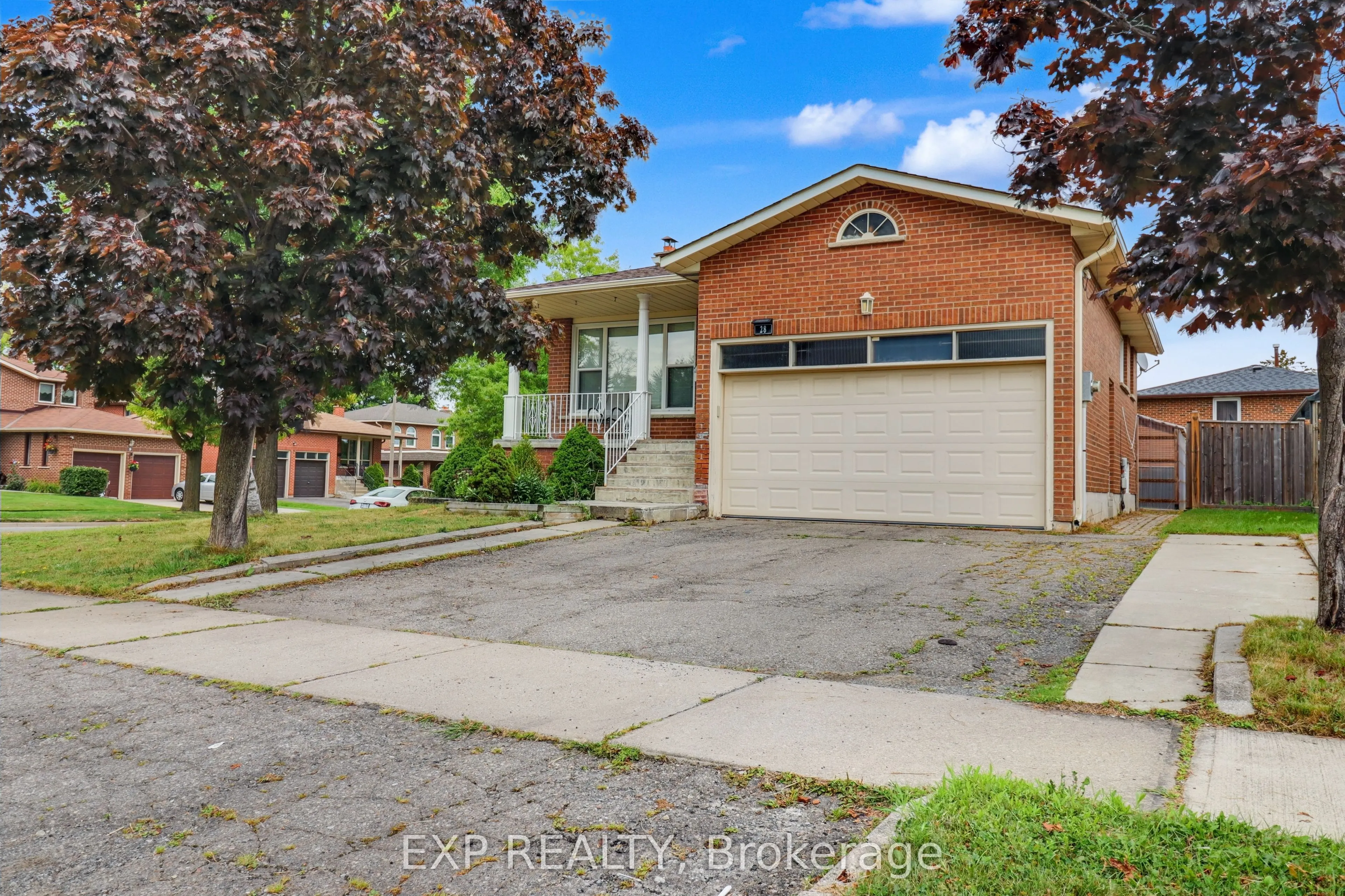 28 Poinsettia Place