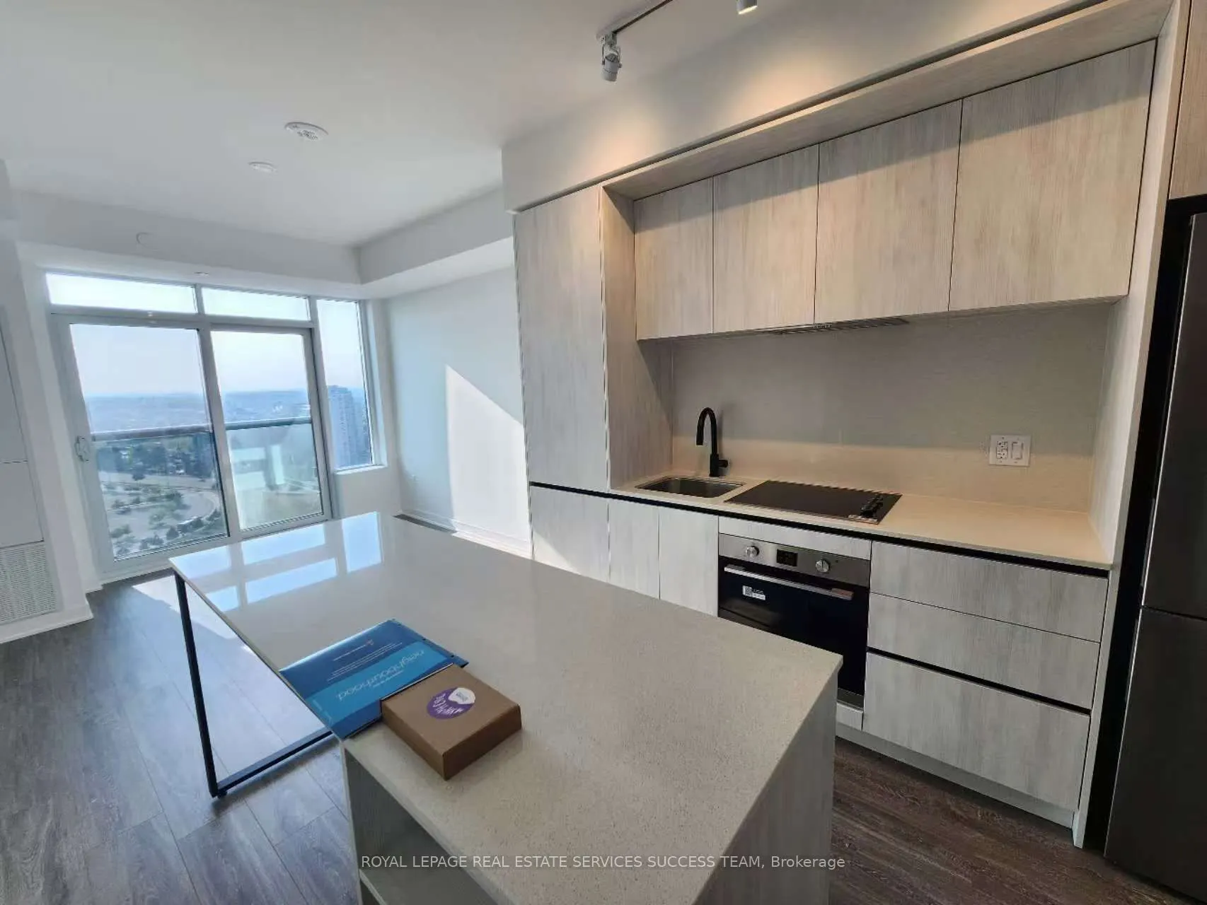 2495 Eglinton Avenue W, #1