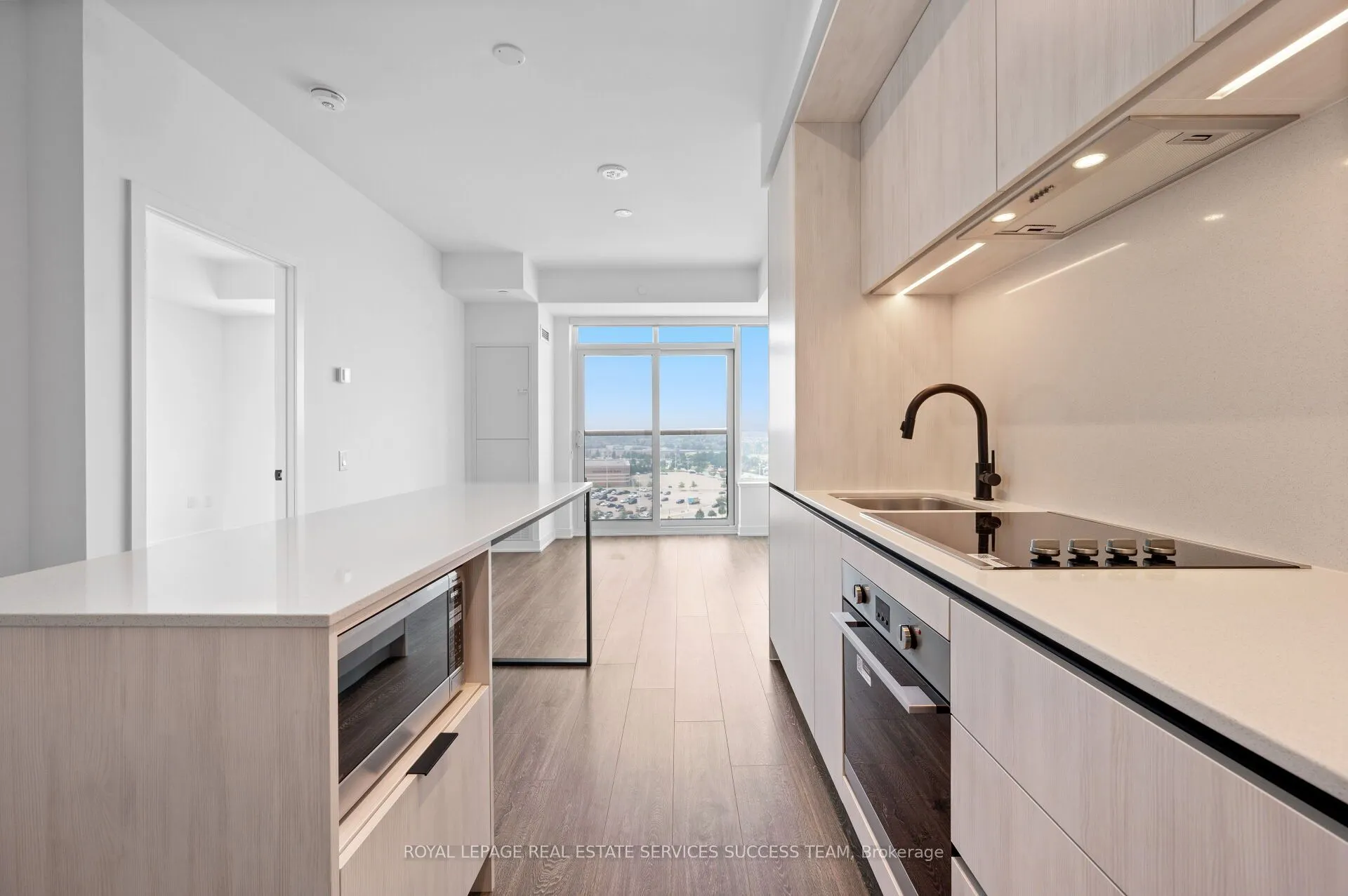 2495 Eglinton Avenue W, #1