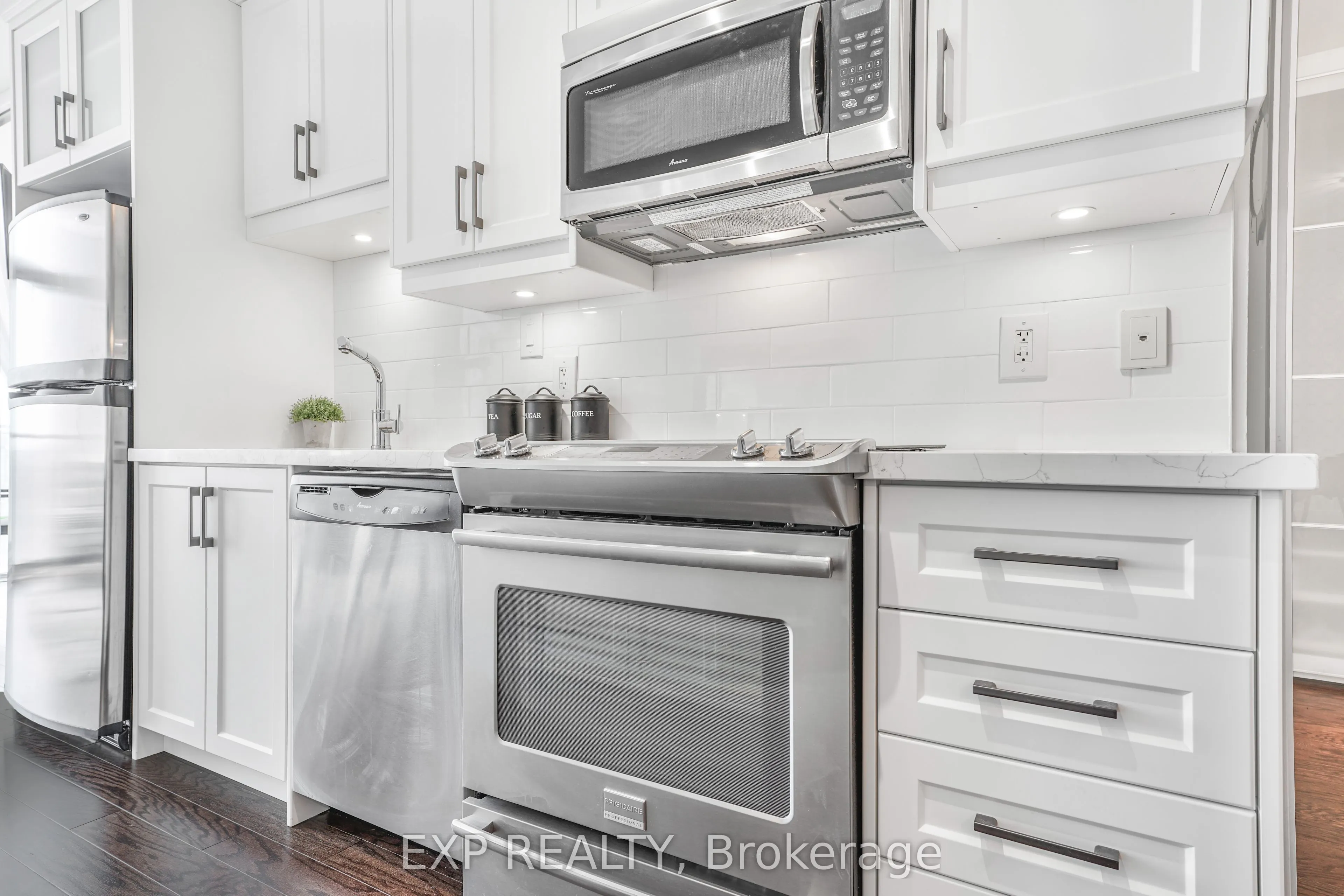 103 The Queensway Avenue, #2913