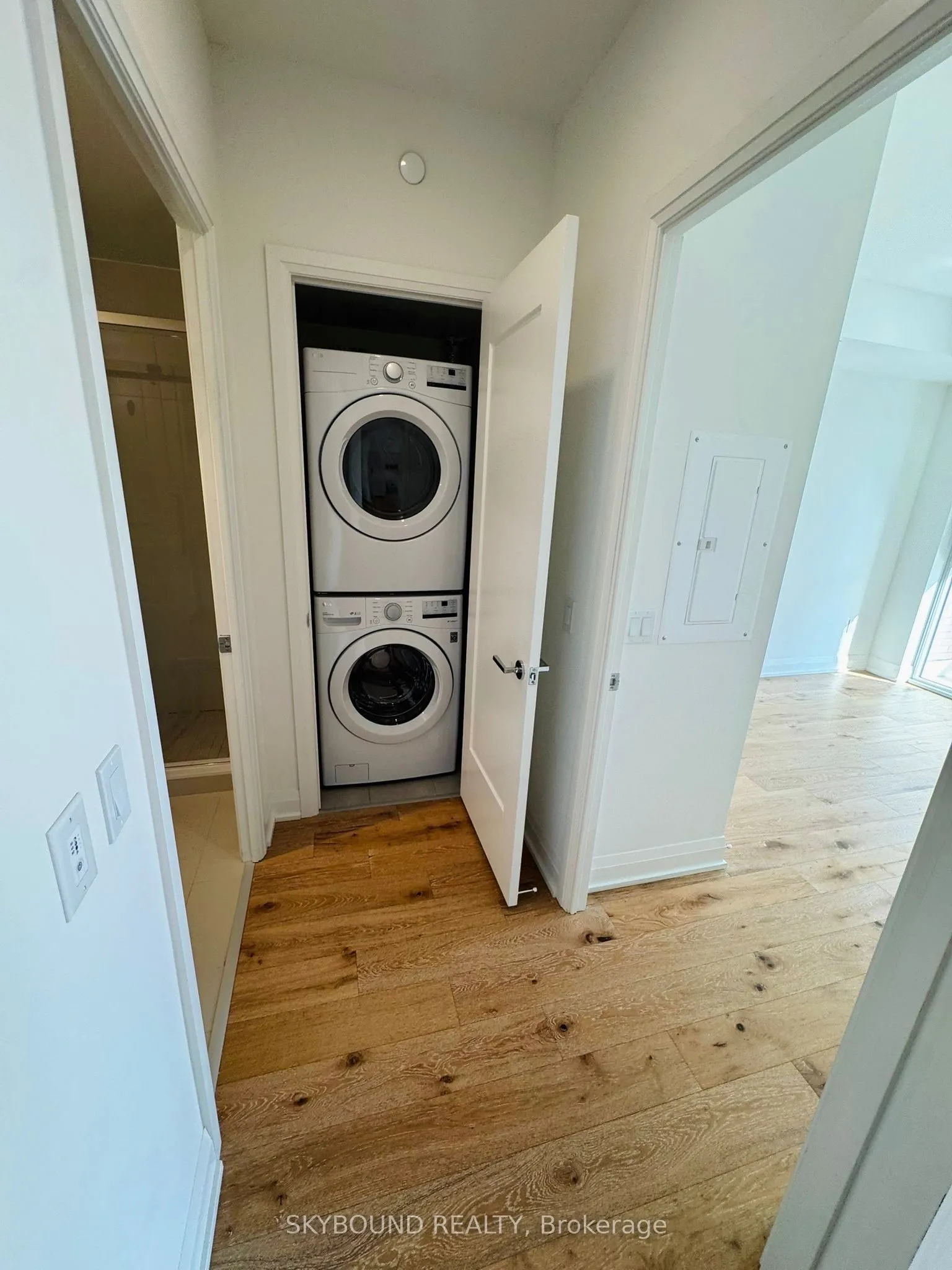293 The Kingsway, #Unit--320