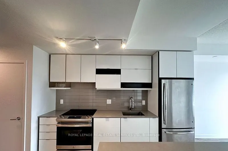 4065 Confederation Parkway, #1612