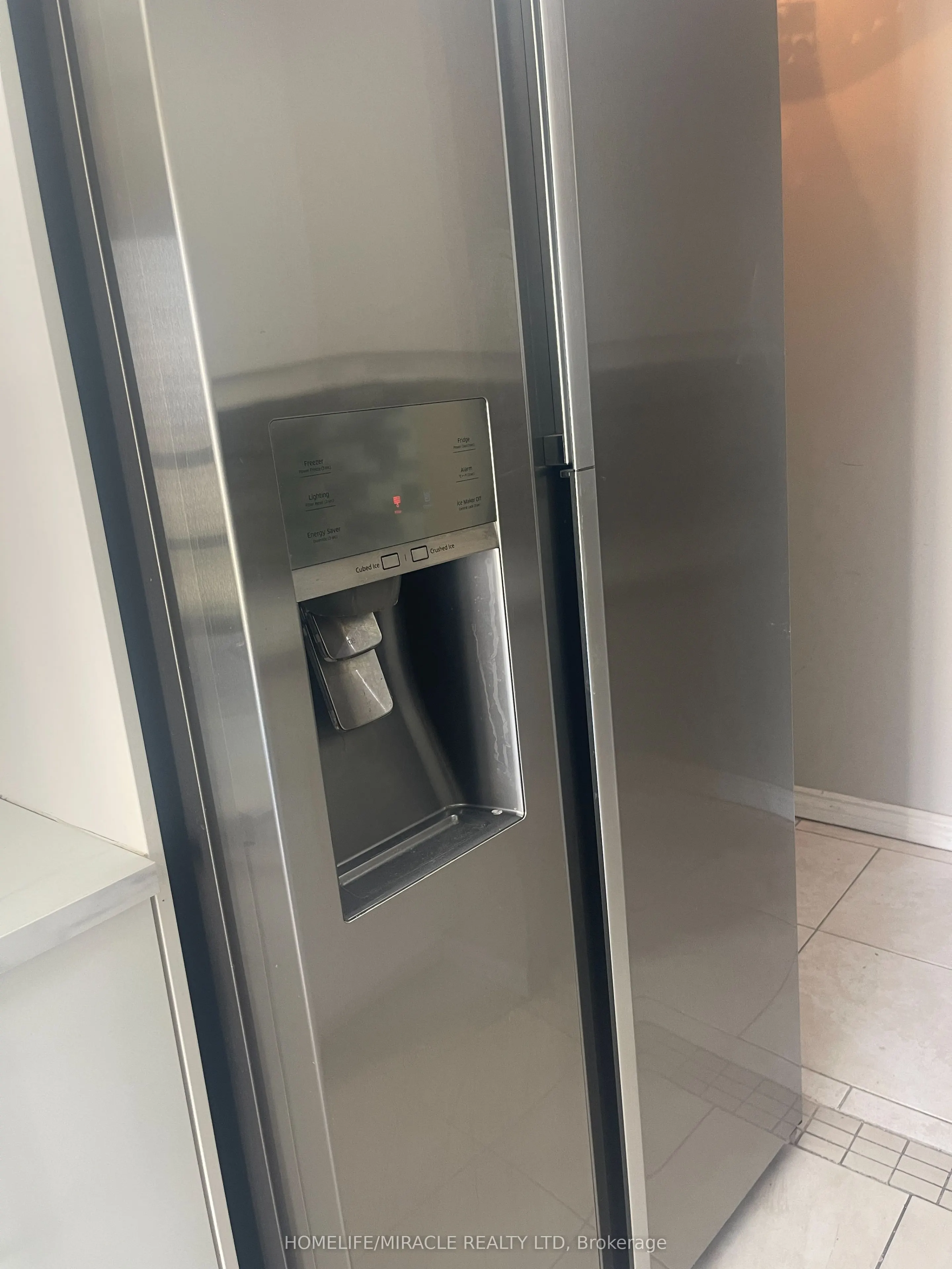 3650 Kaneff Crescent, #1708