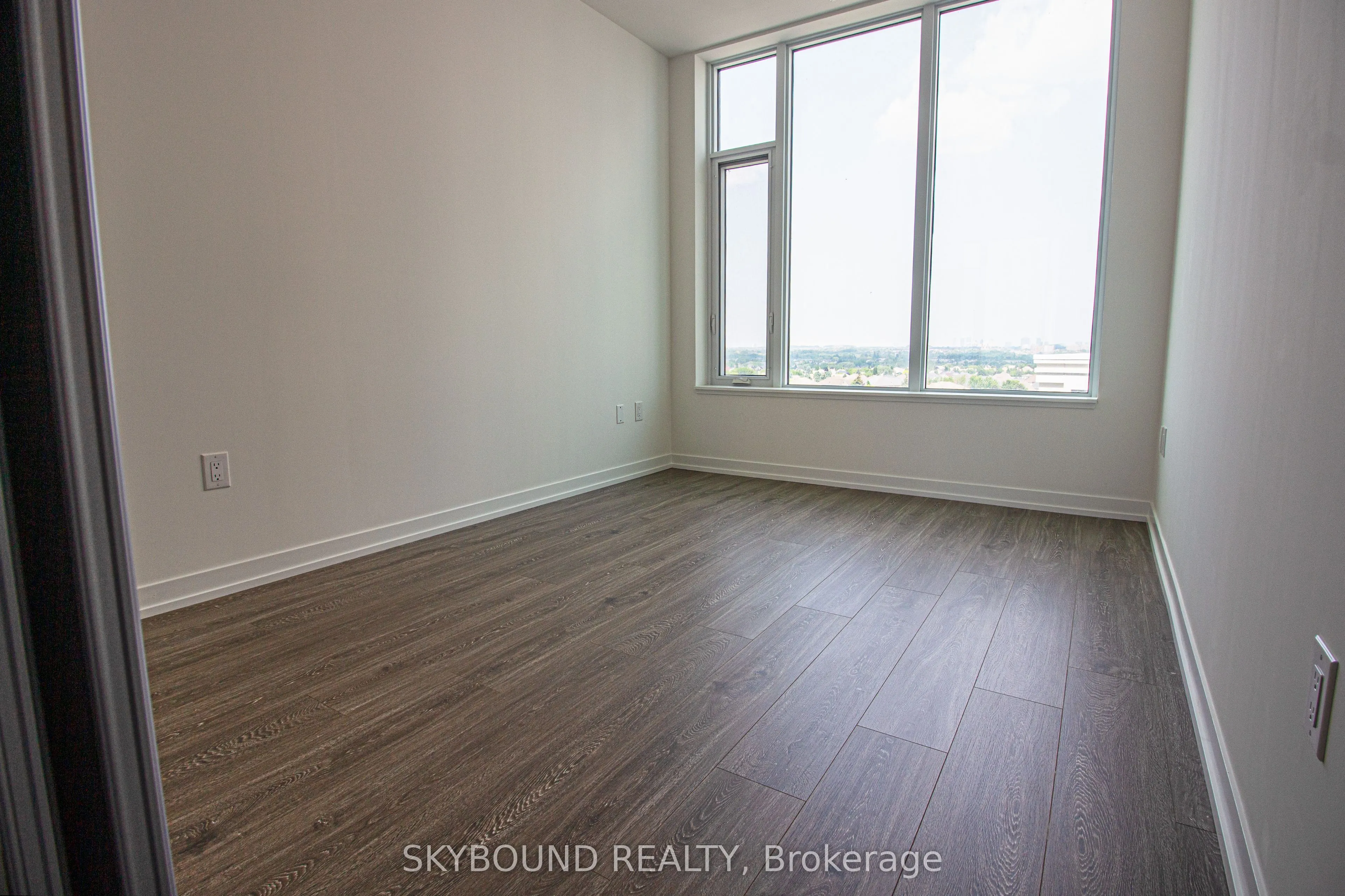 2485 Eglinton Ave West Avenue, #706